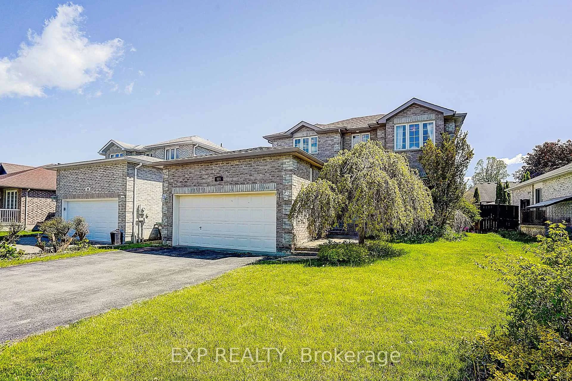 Photo 6 of 121 Tunbridge Road, Barrie, Georgian Drive — HOMEH