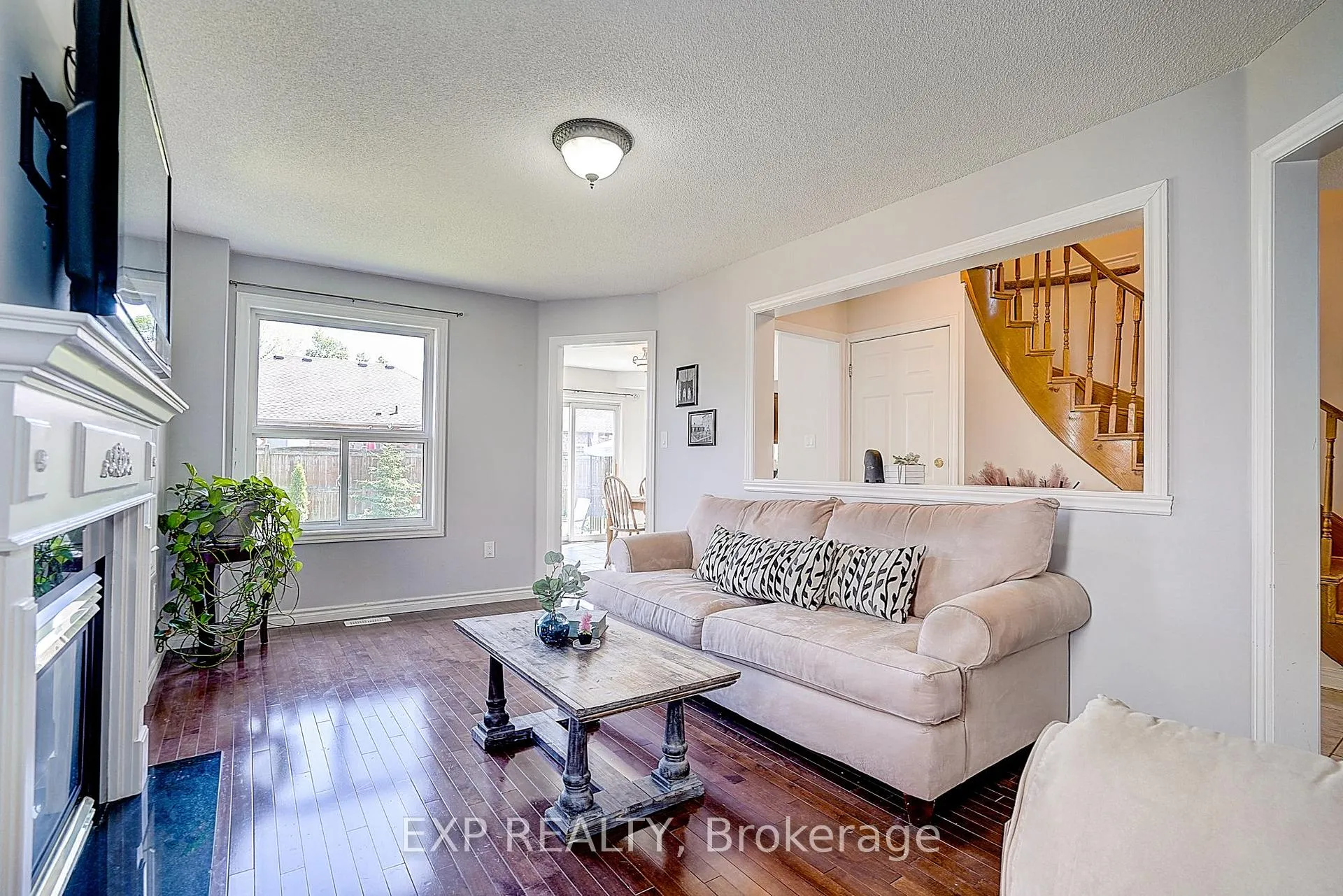 Photo 14 of 121 Tunbridge Road, Barrie, Georgian Drive — HOMEH