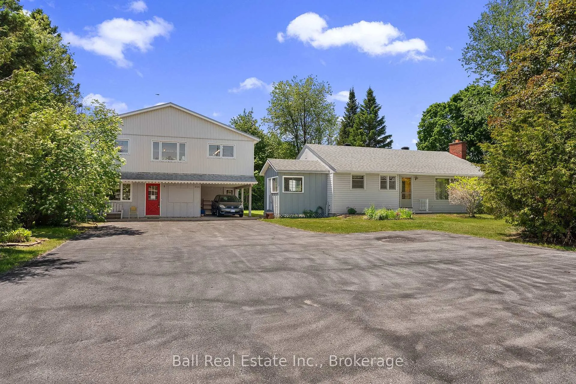Photo of 488 Hastings Street N