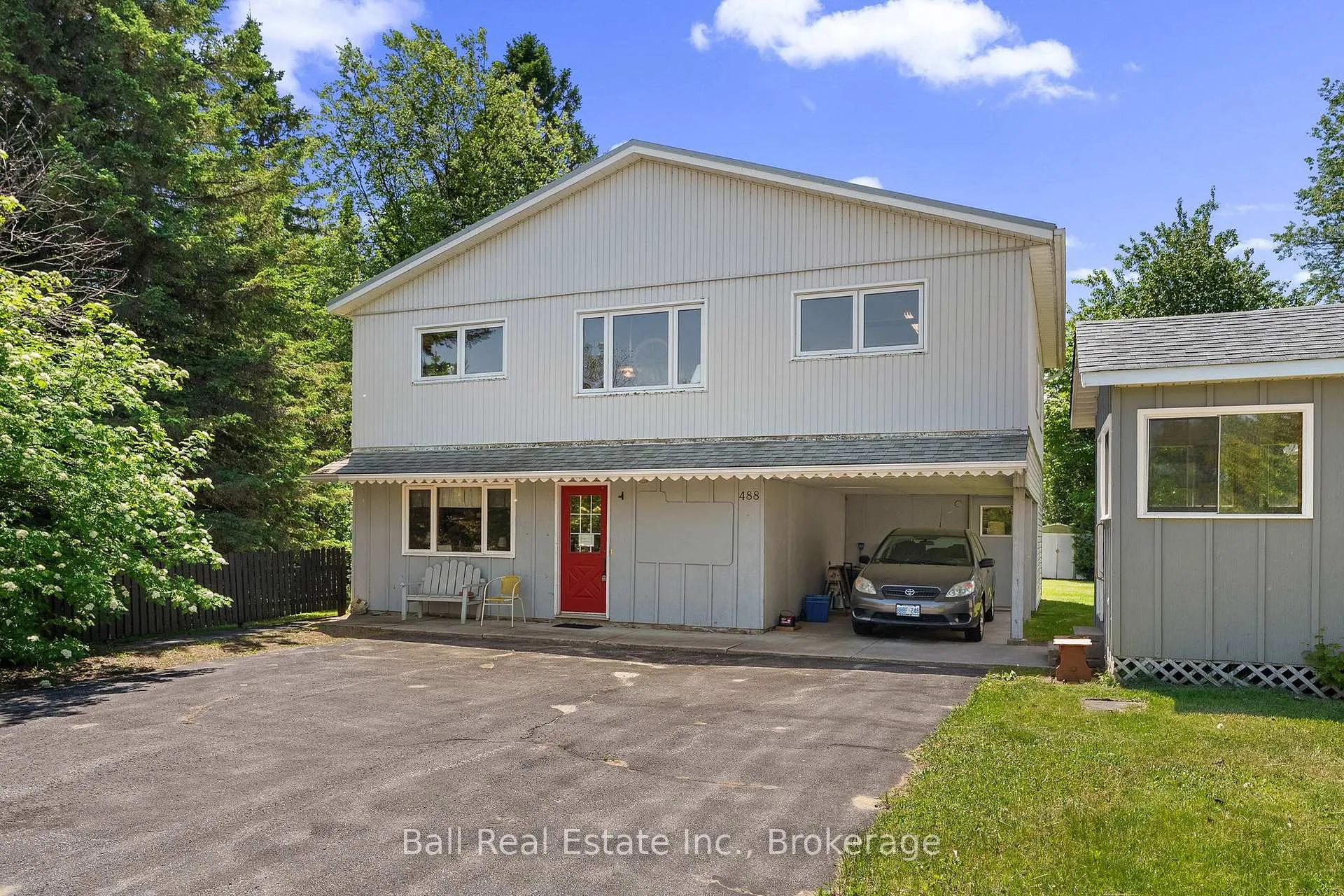 Photo 2 of 488 Hastings Street N, Bancroft, Bancroft Ward — HOMEH