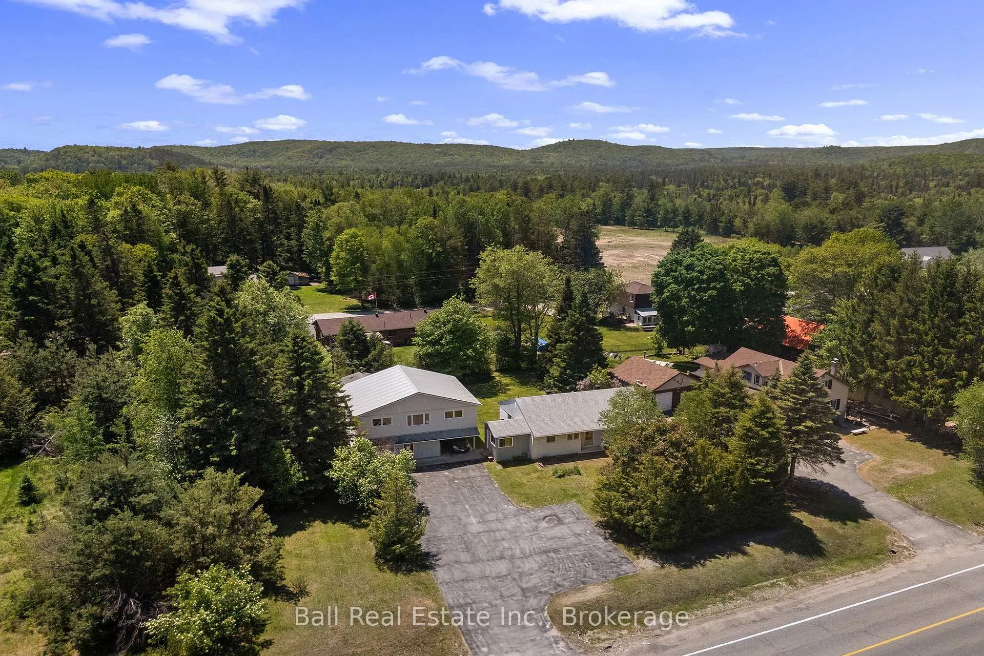 Photo 3 of 488 Hastings Street N, Bancroft, Bancroft Ward — HOMEH