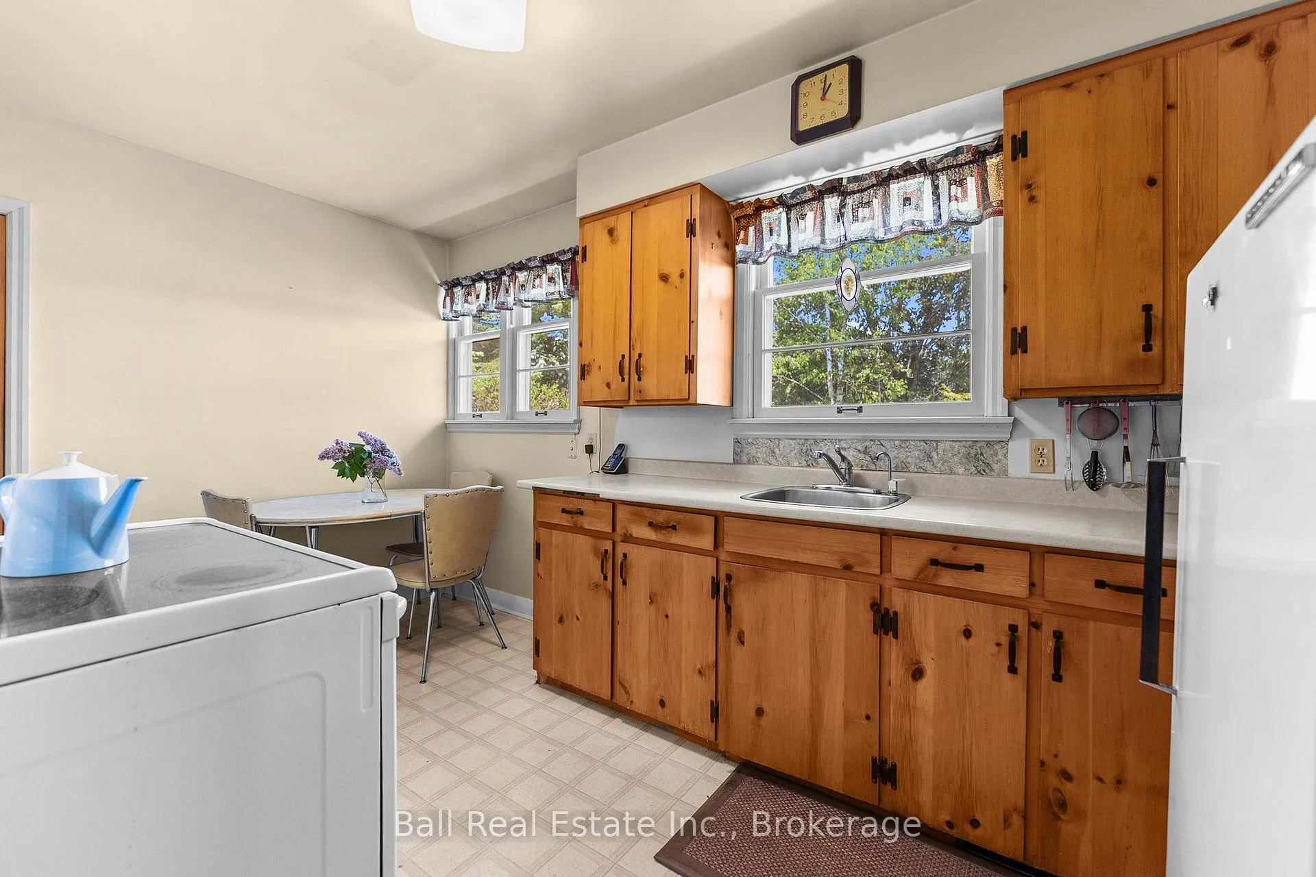 Photo 11 of 488 Hastings Street N, Bancroft, Bancroft Ward — HOMEH