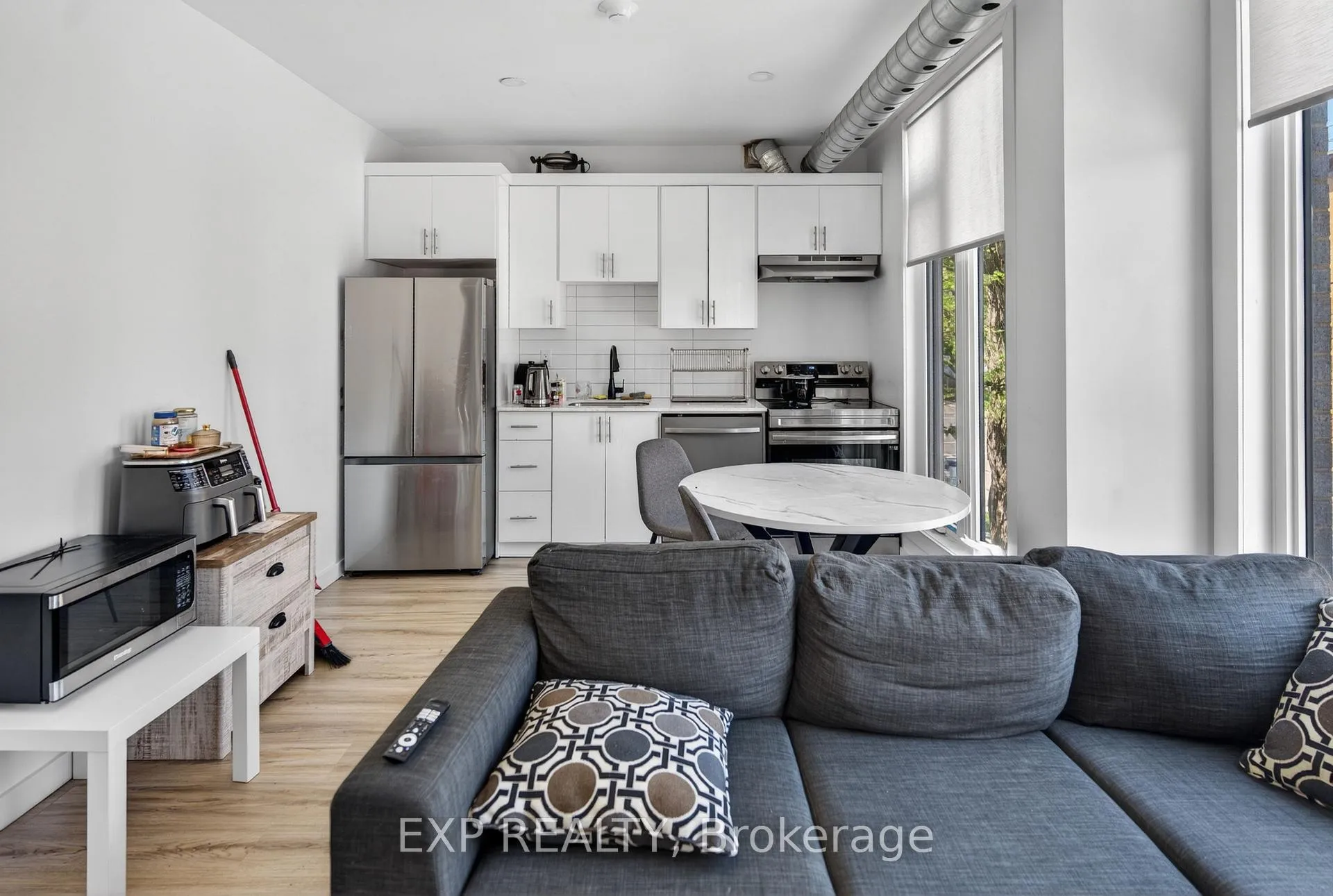 Photo 12 of 316 Somerset Street E, Ottawa, Sandy Hill — HOMEH
