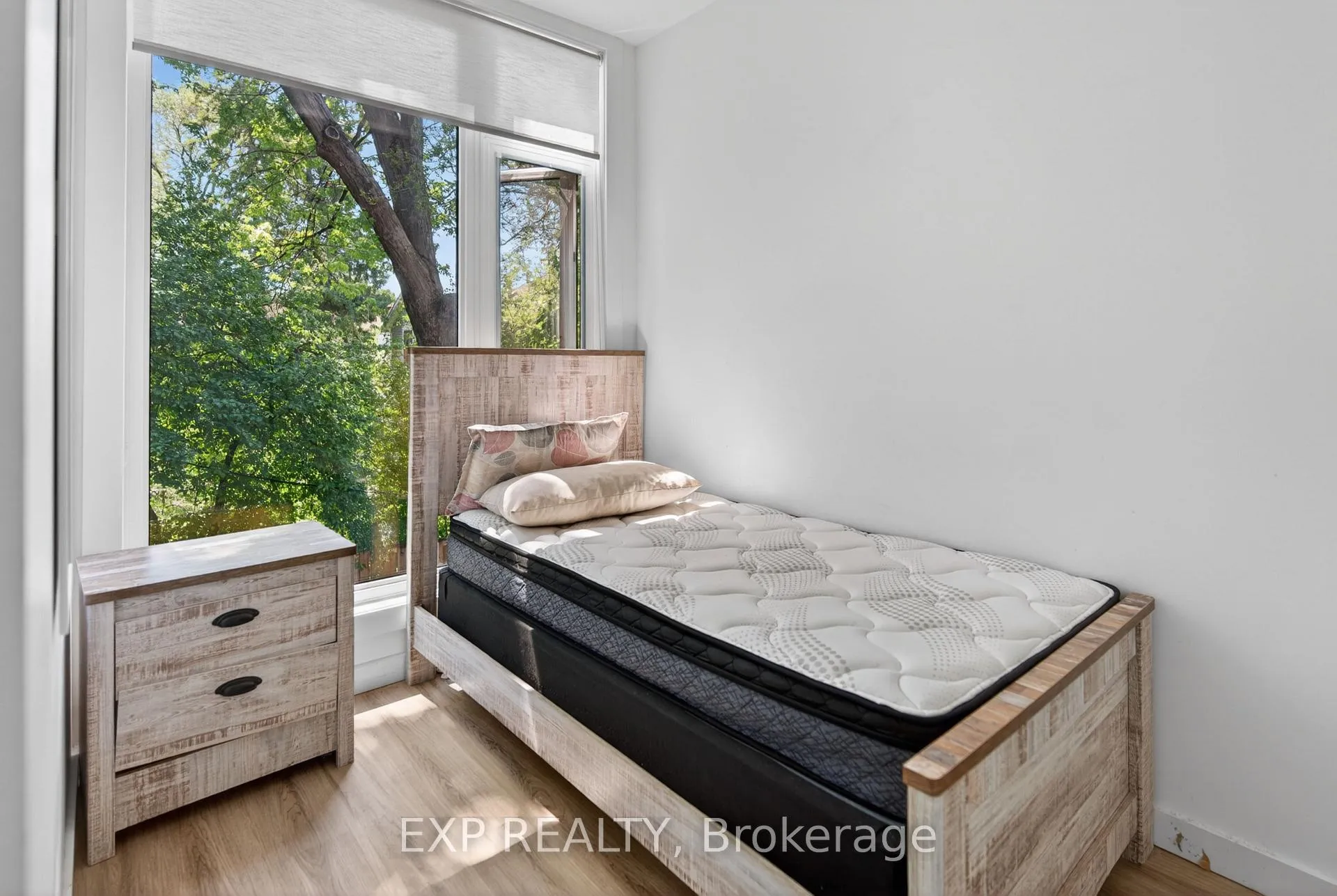 Photo 15 of 316 Somerset Street E, Ottawa, Sandy Hill — HOMEH