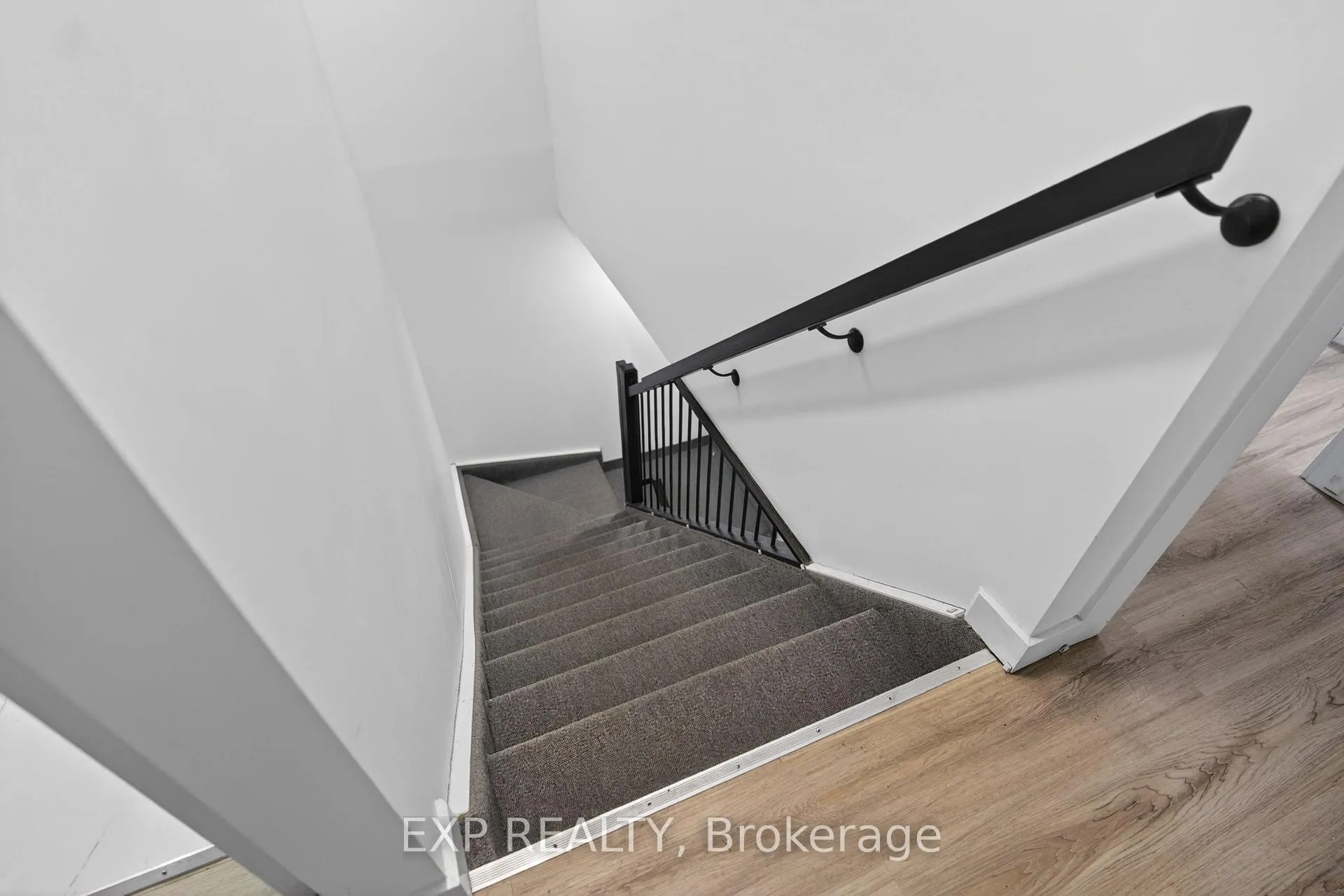 Photo 20 of 316 Somerset Street E, Ottawa, Sandy Hill — HOMEH