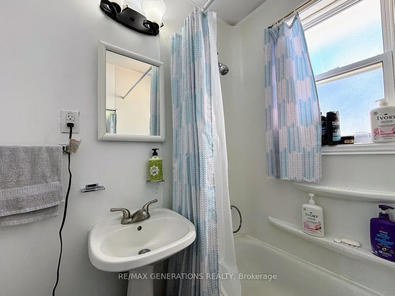 Photo 9 of 16 Wenonah Drive, Manitouwadge, TB-73 — HOMEH