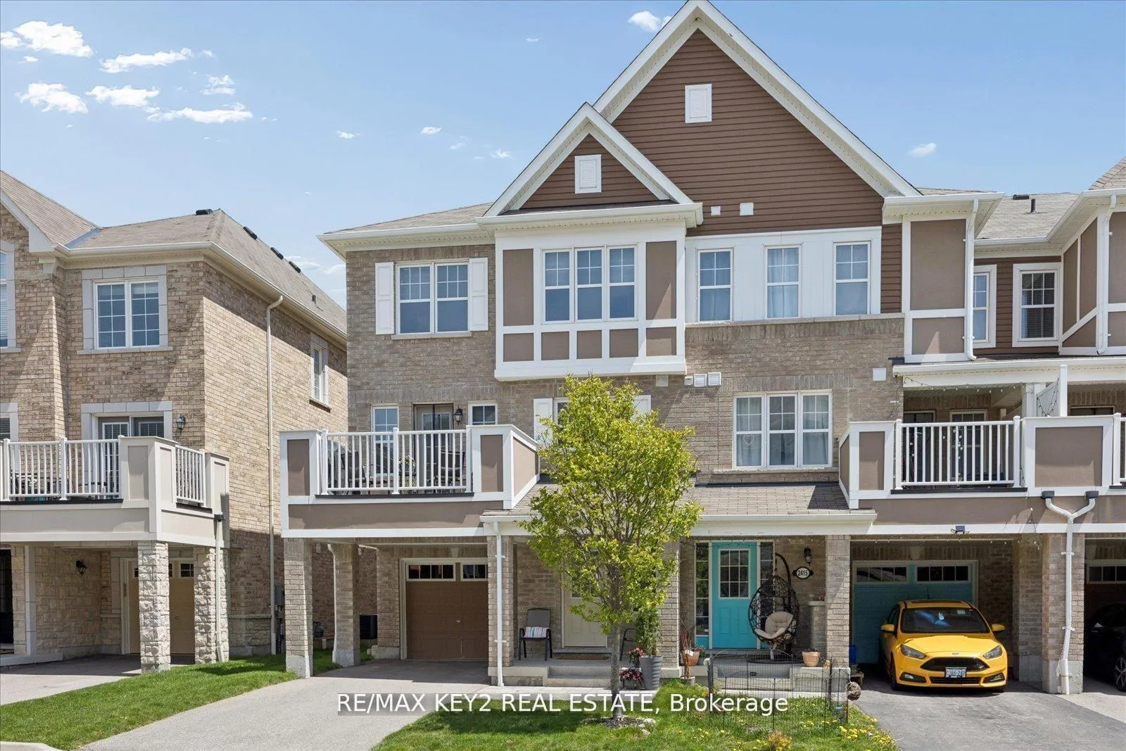 Photo 2 of 2417 Fall Harvest Crescent, Pickering, Rural Pickering — HOMEH