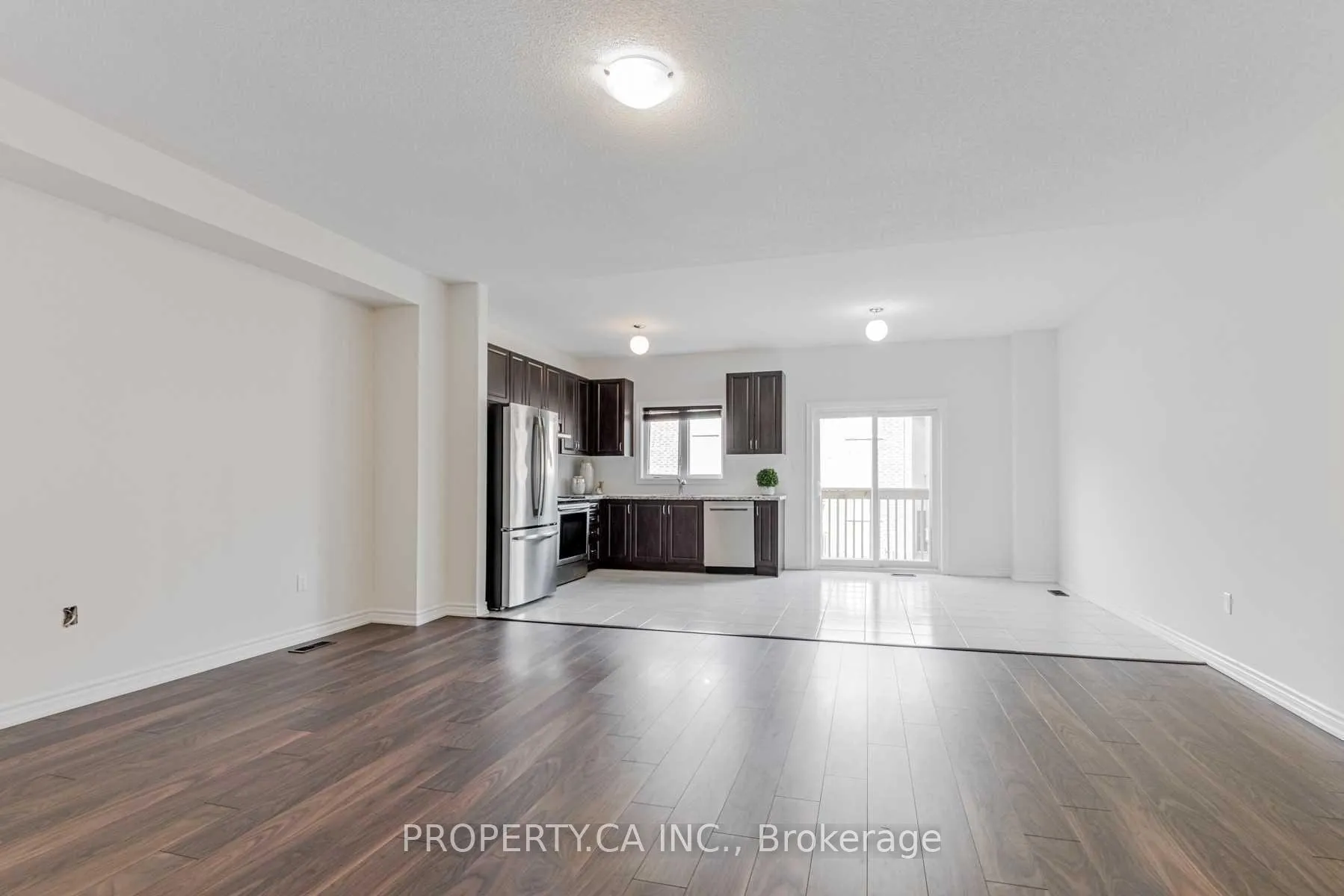 Photo 7 of 1277 Peelar Crescent, Innisfil, Lefroy — HOMEH