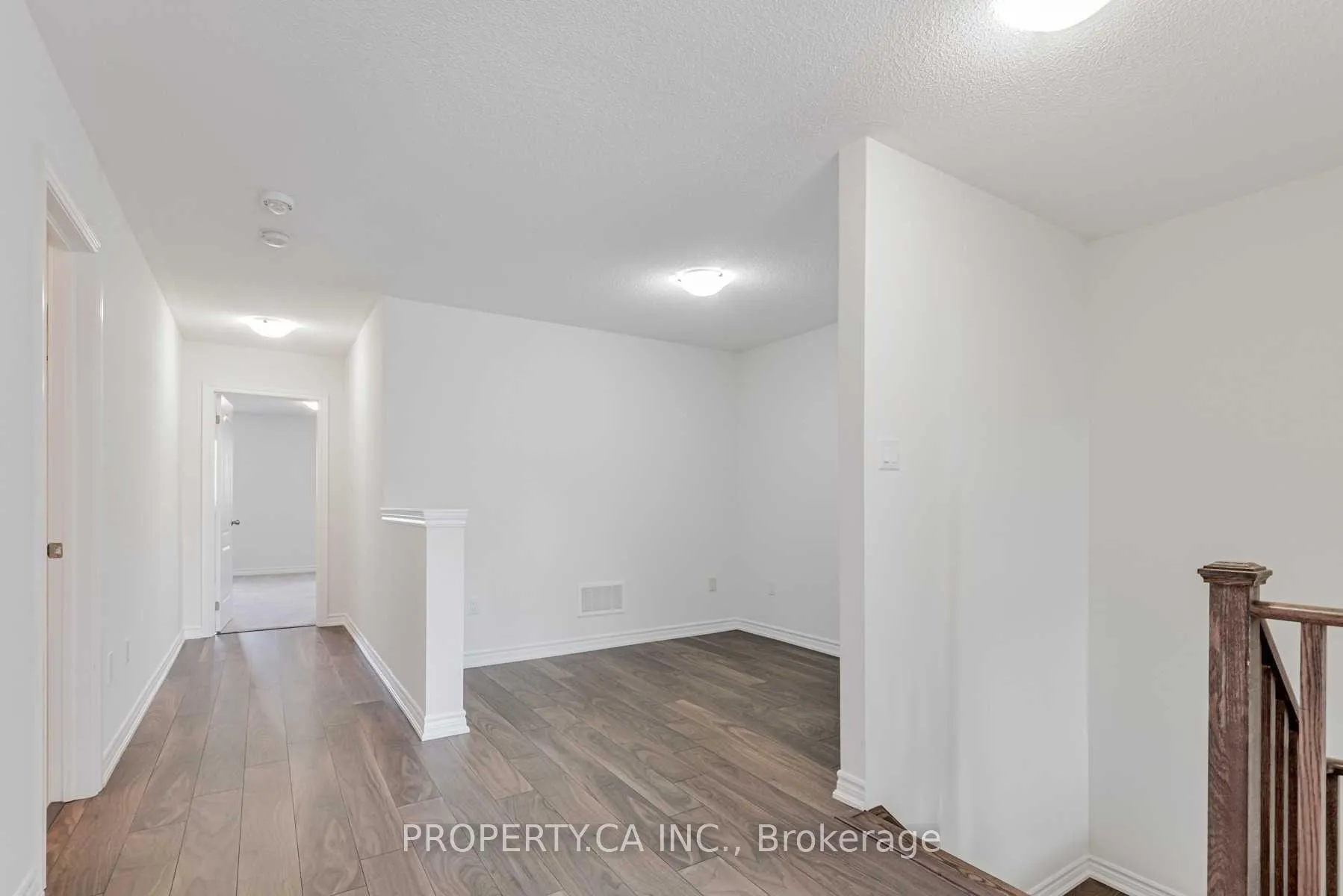 Photo 13 of 1277 Peelar Crescent, Innisfil, Lefroy — HOMEH