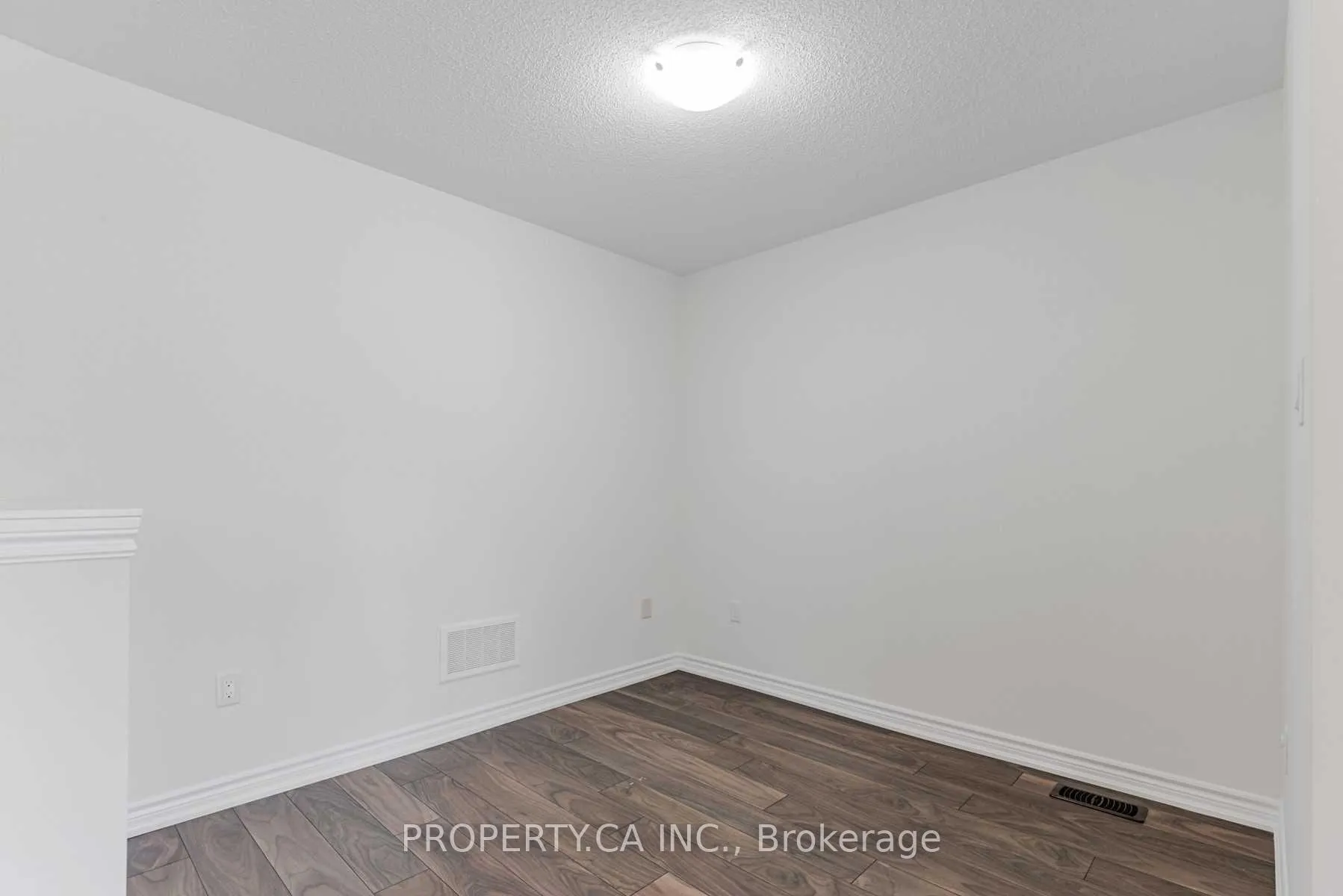 Photo 14 of 1277 Peelar Crescent, Innisfil, Lefroy — HOMEH