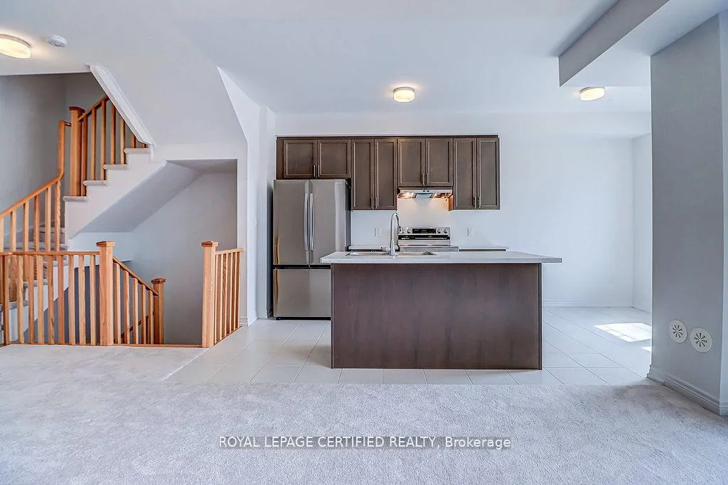 Photo 9 of 2013 Cameron Lott Crescent, Oshawa, Kedron — HOMEH