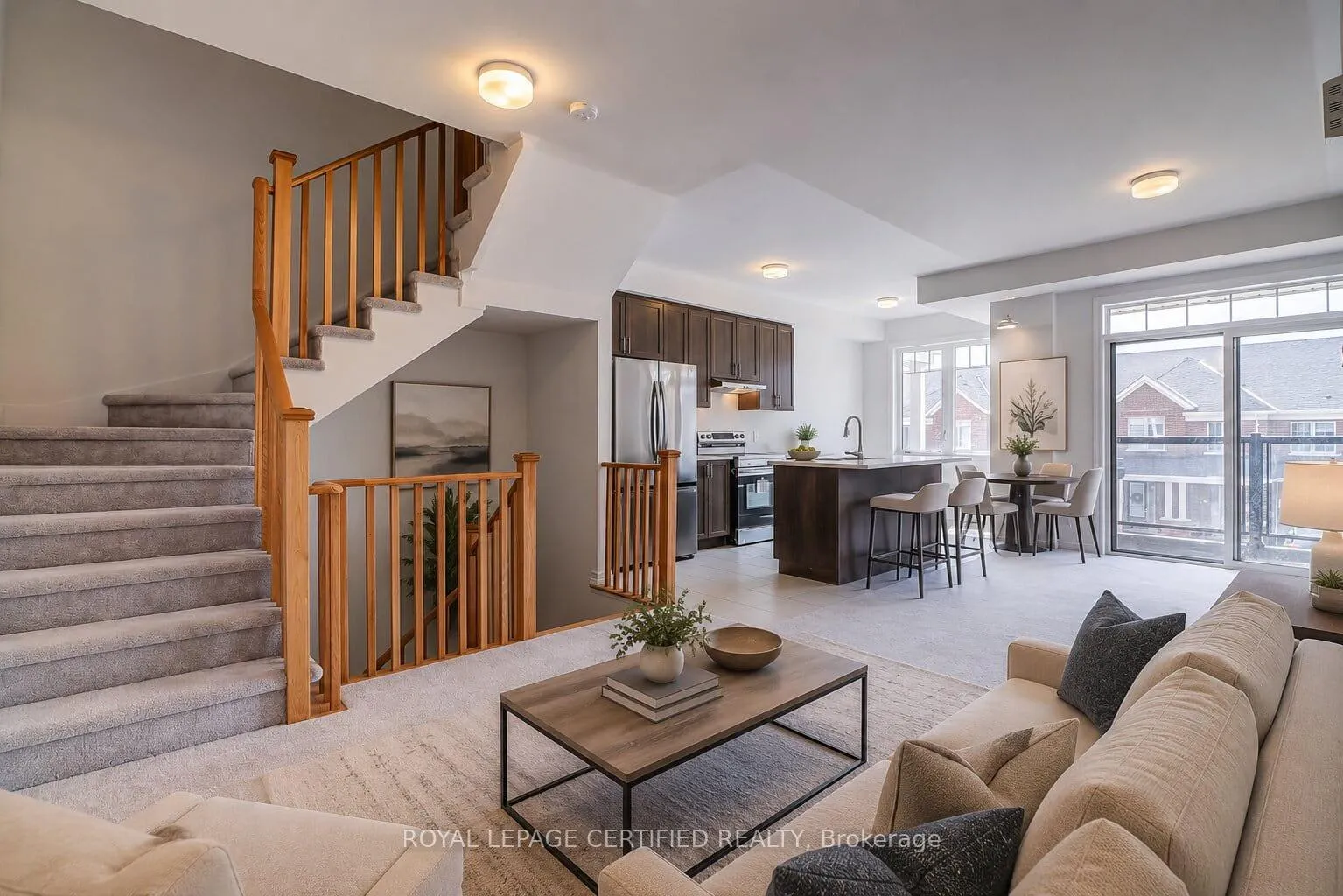 Photo 12 of 2013 Cameron Lott Crescent, Oshawa, Kedron — HOMEH