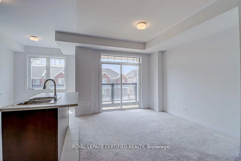 Photo 13 of 2013 Cameron Lott Crescent, Oshawa, Kedron — HOMEH