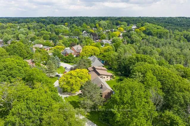 Photo 40 of 20 Ridgeview Court, Hamilton, Ancaster — HOMEH