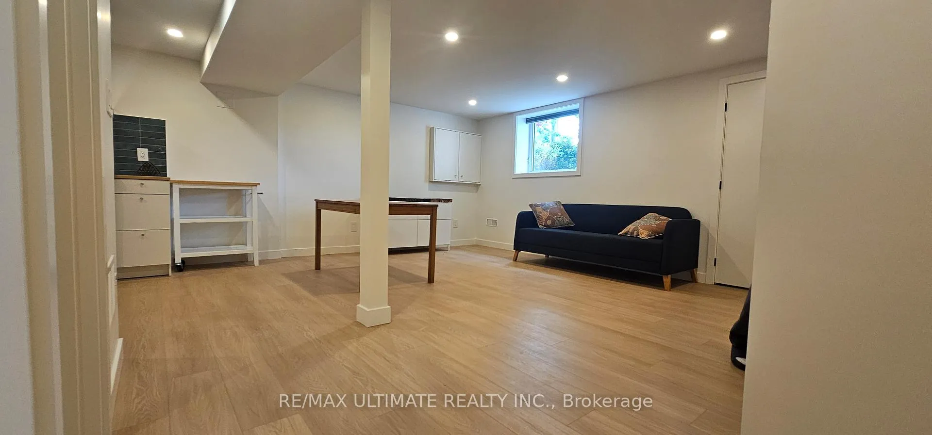 Photo 10 of Unit Basement, 539 Rustic Road, North York, Maple Leaf — HOMEH