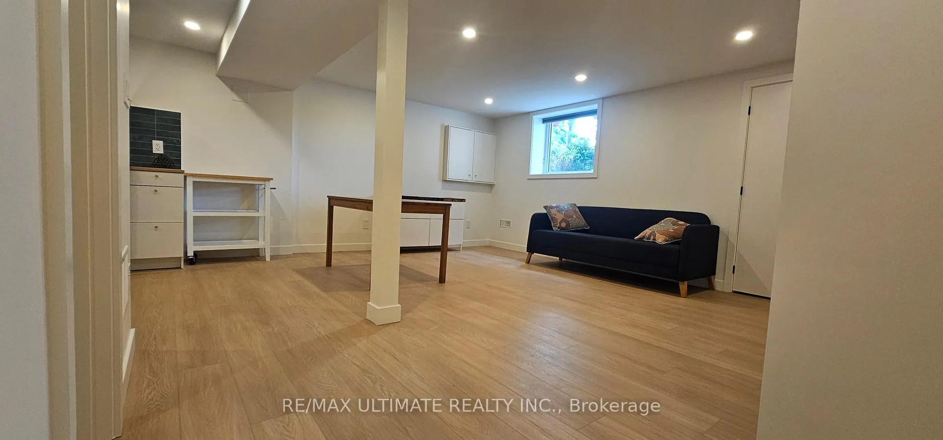 Photo 11 of Unit Basement, 539 Rustic Road, North York, Maple Leaf — HOMEH
