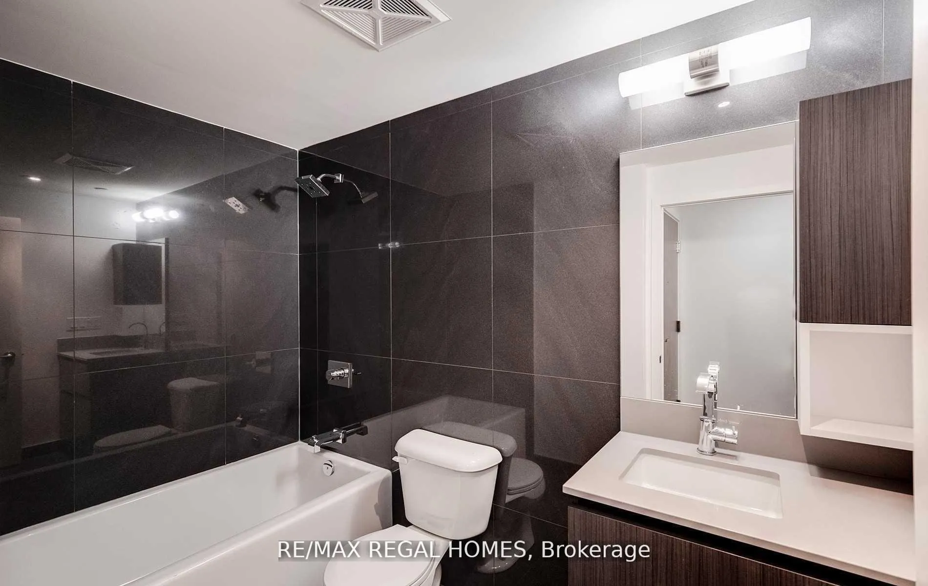 Photo 5 of Unit 320, 30 Baseball Place, Toronto, South Riverdale — HOMEH