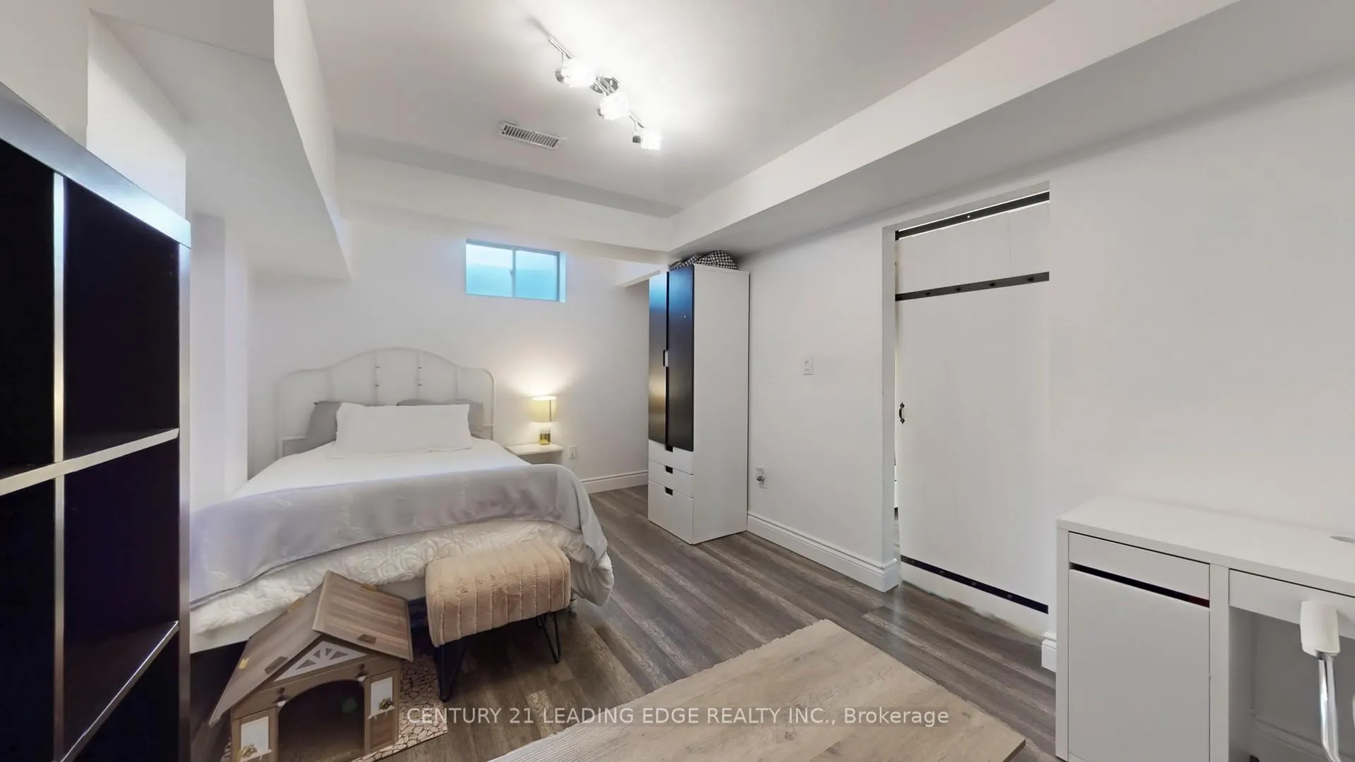 Photo 32 of 1574 Edgecroft Drive, Pickering, Duffin Heights — HOMEH