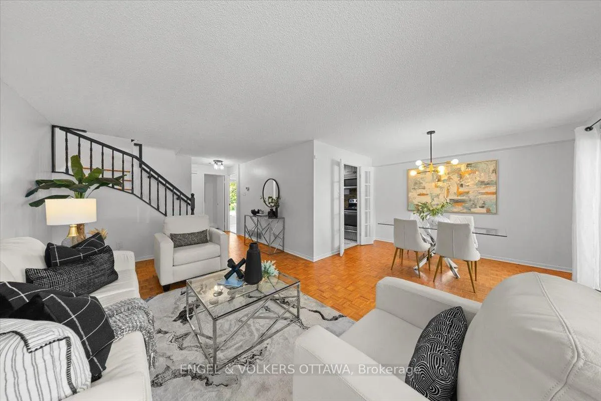Photo 5 of 34 Viewpointe Private, Ottawa, Mooneys Bay/Riverside Park — HOMEH