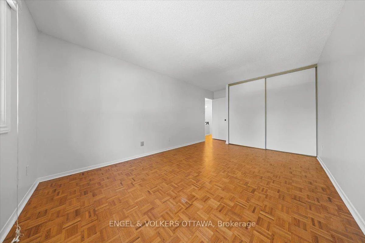 Photo 26 of 34 Viewpointe Private, Ottawa, Mooneys Bay/Riverside Park — HOMEH