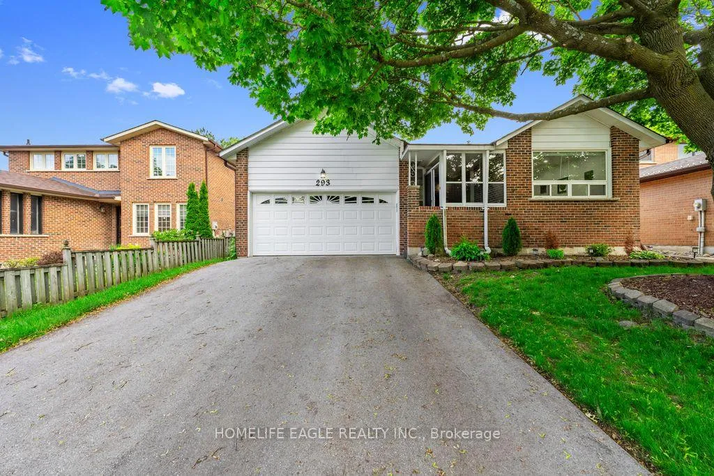 Front of 293 Plymouth Trail