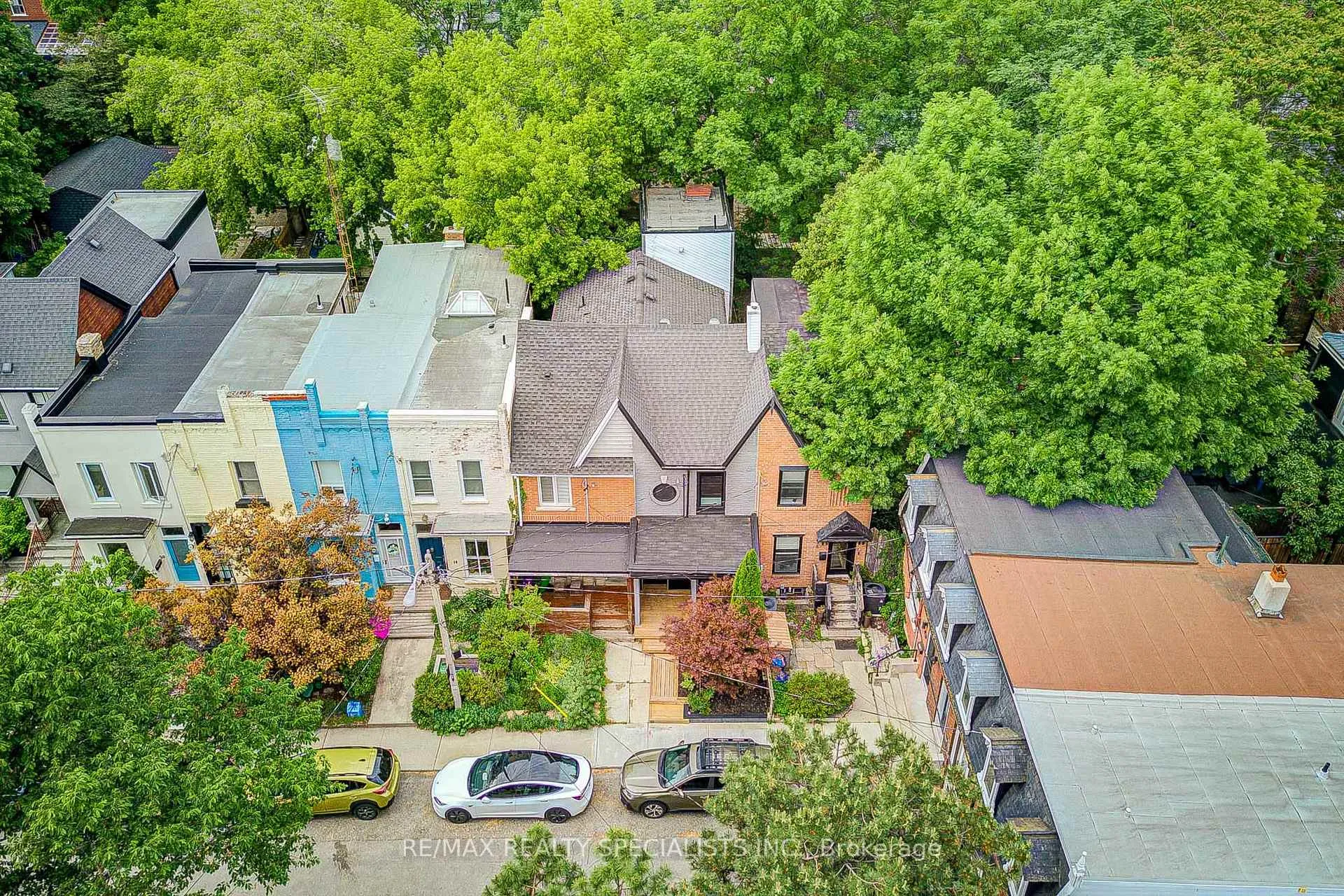Photo 6 of 10 Saunders Avenue, Toronto, Roncesvalles — HOMEH