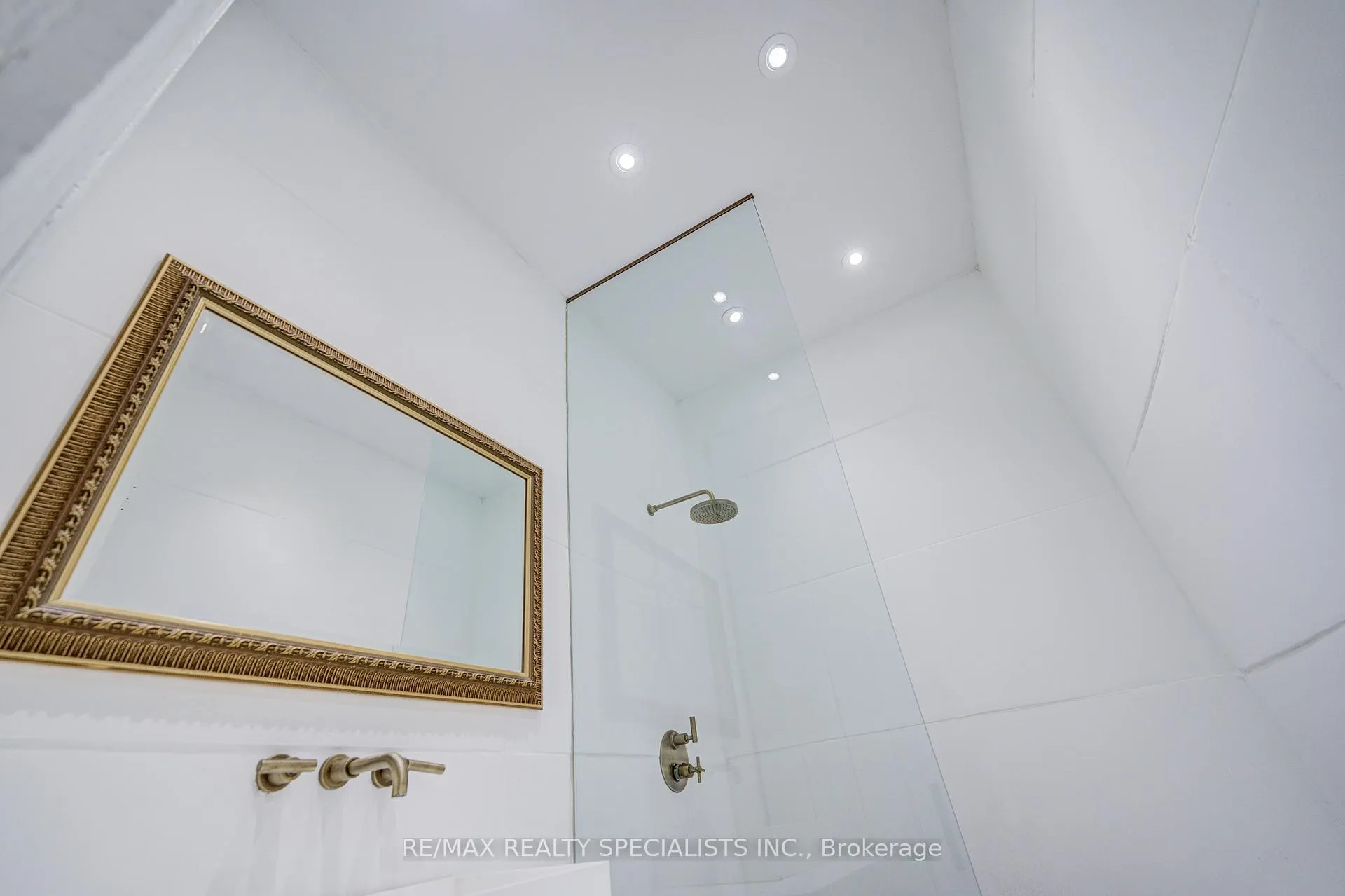 Photo 22 of 10 Saunders Avenue, Toronto, Roncesvalles — HOMEH