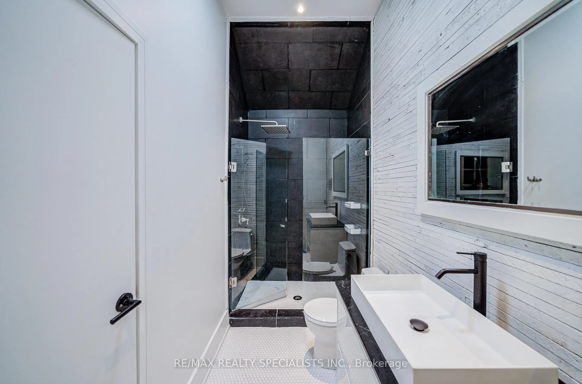 Photo 24 of 10 Saunders Avenue, Toronto, Roncesvalles — HOMEH