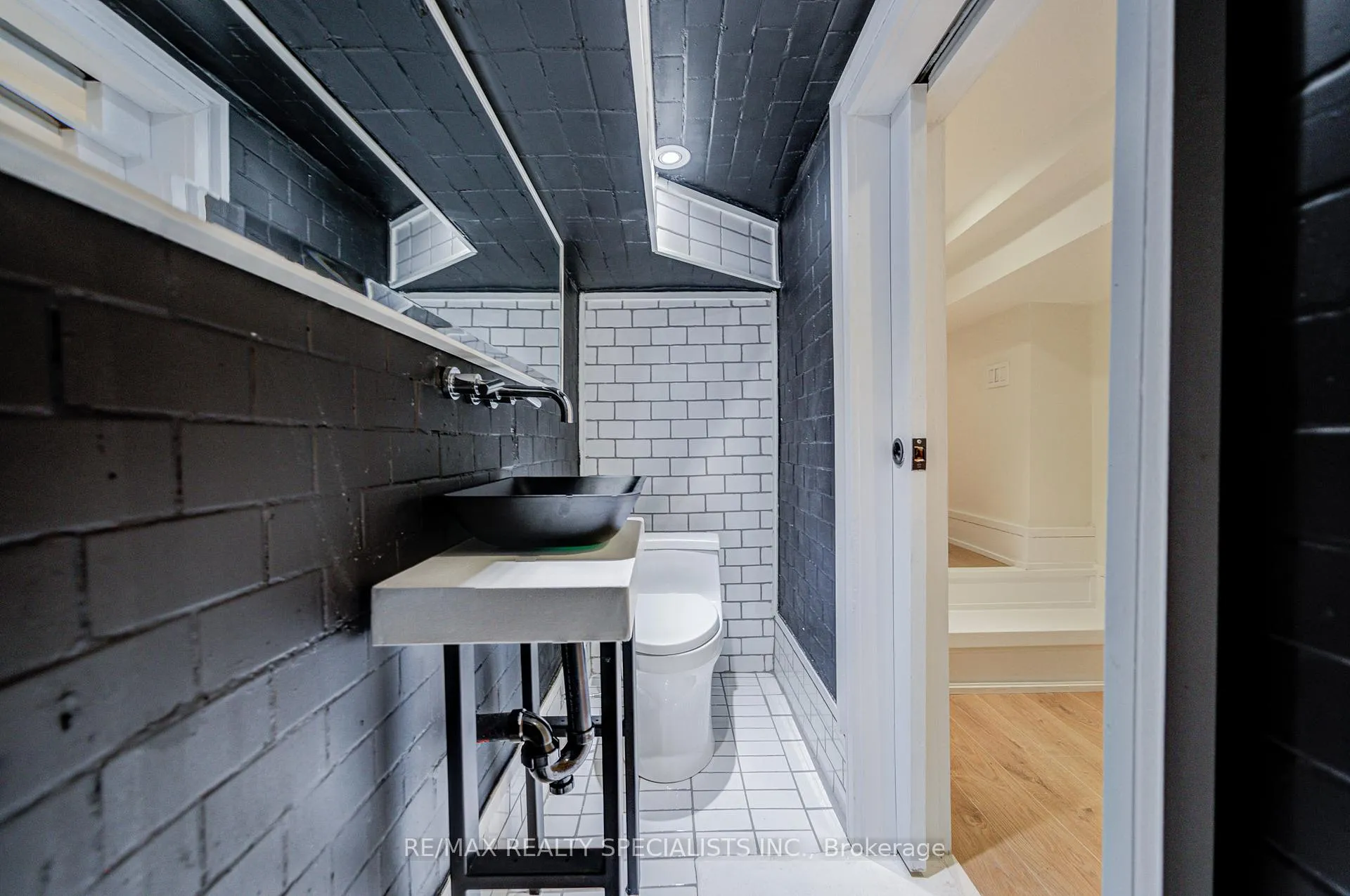 Photo 33 of 10 Saunders Avenue, Toronto, Roncesvalles — HOMEH
