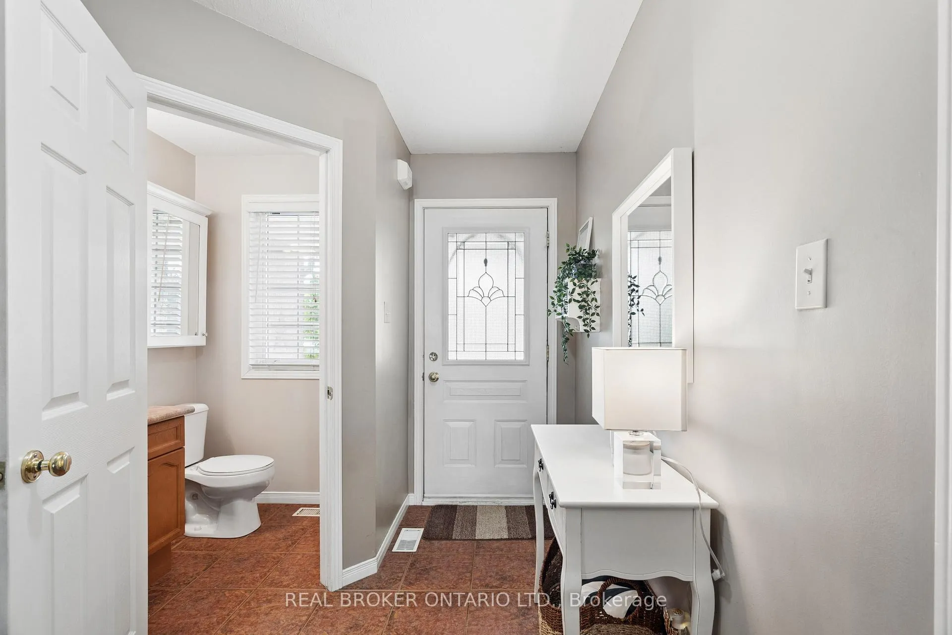 Photo 6 of 22 Sandcreek Lane, Guelph, Grange Road — HOMEH