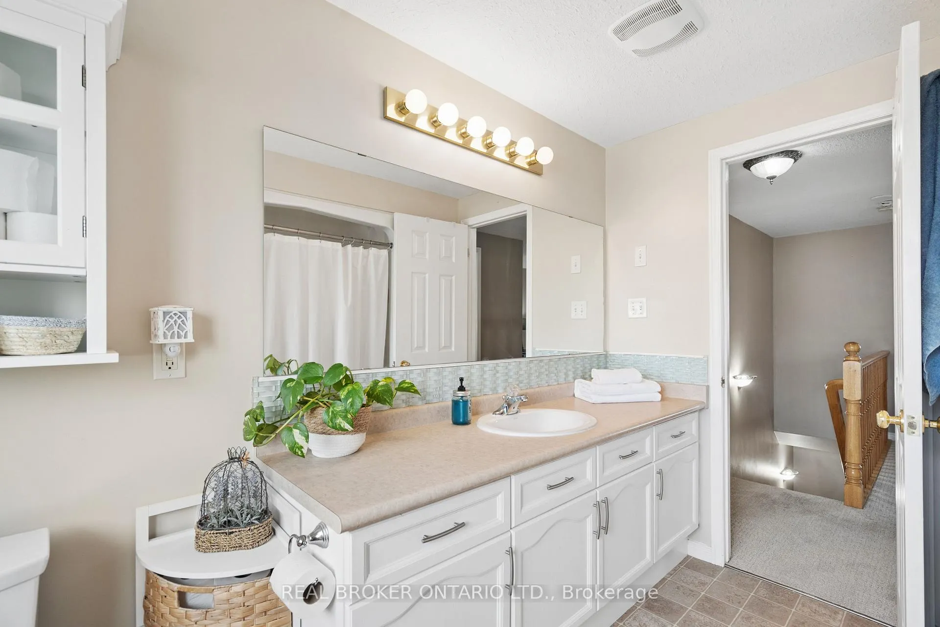 Photo 19 of 22 Sandcreek Lane, Guelph, Grange Road — HOMEH