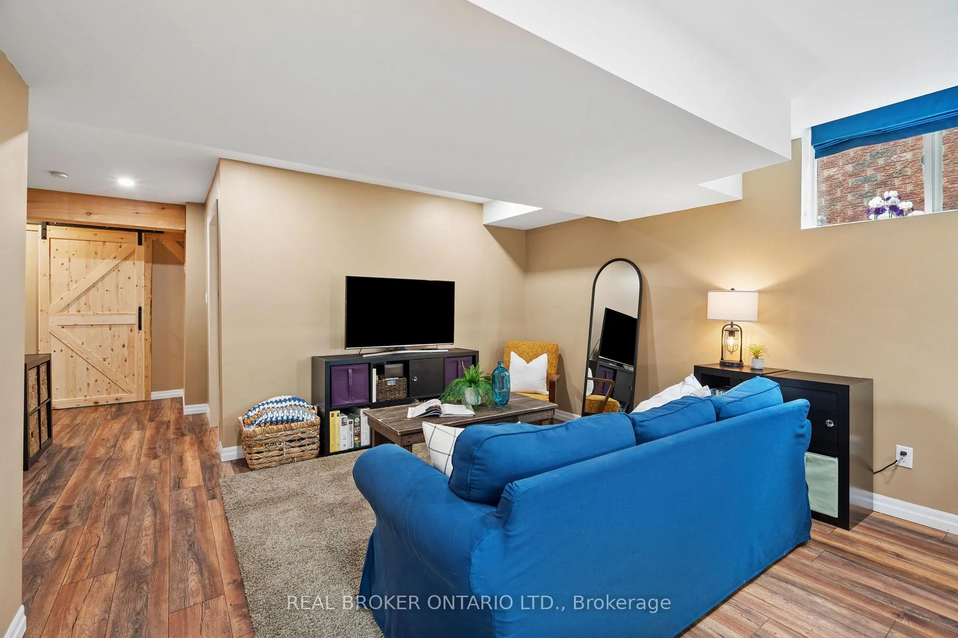 Photo 33 of 22 Sandcreek Lane, Guelph, Grange Road — HOMEH
