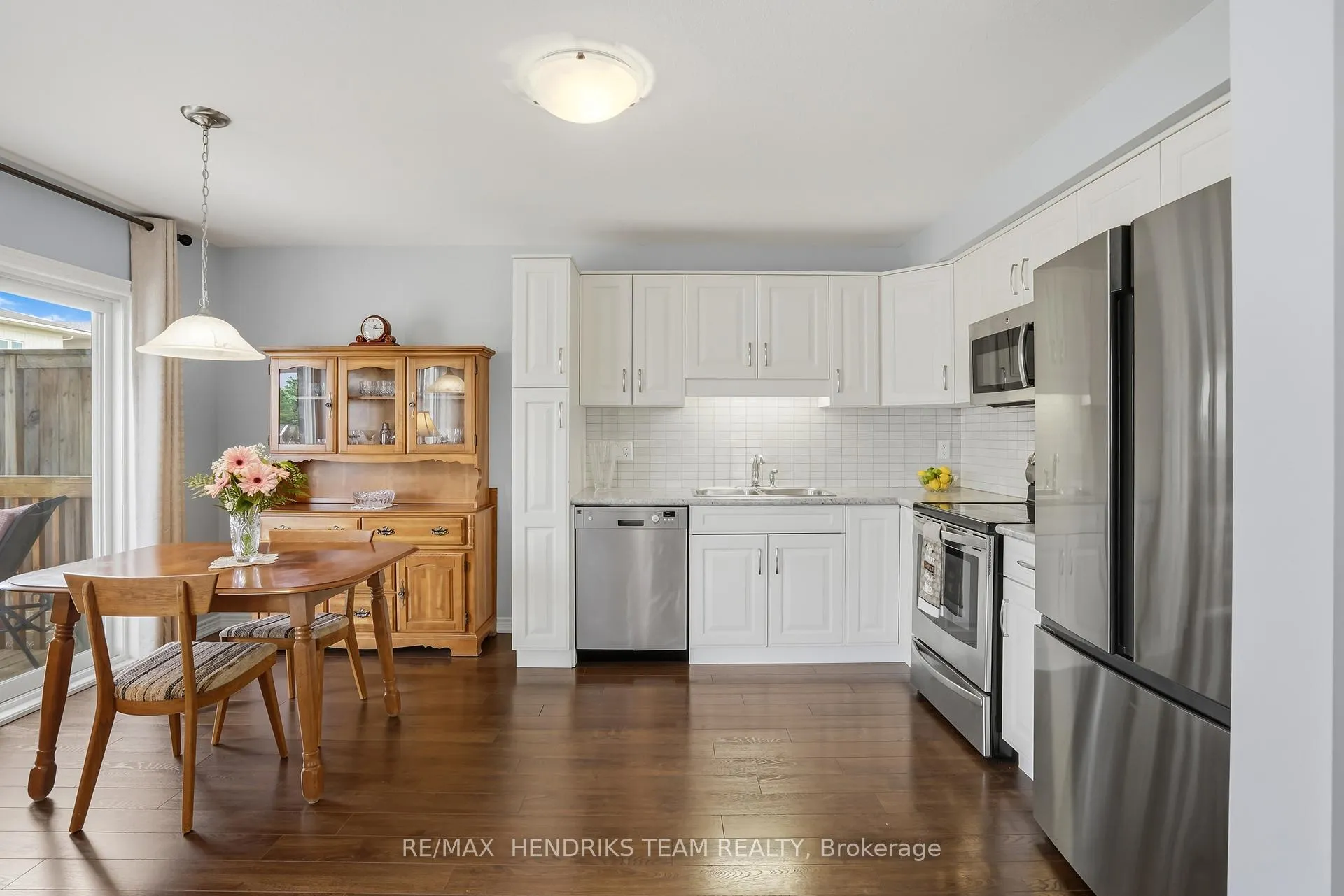 Photo 8 of 6346 Shapton Crescent, Niagara Falls, Forestview — HOMEH