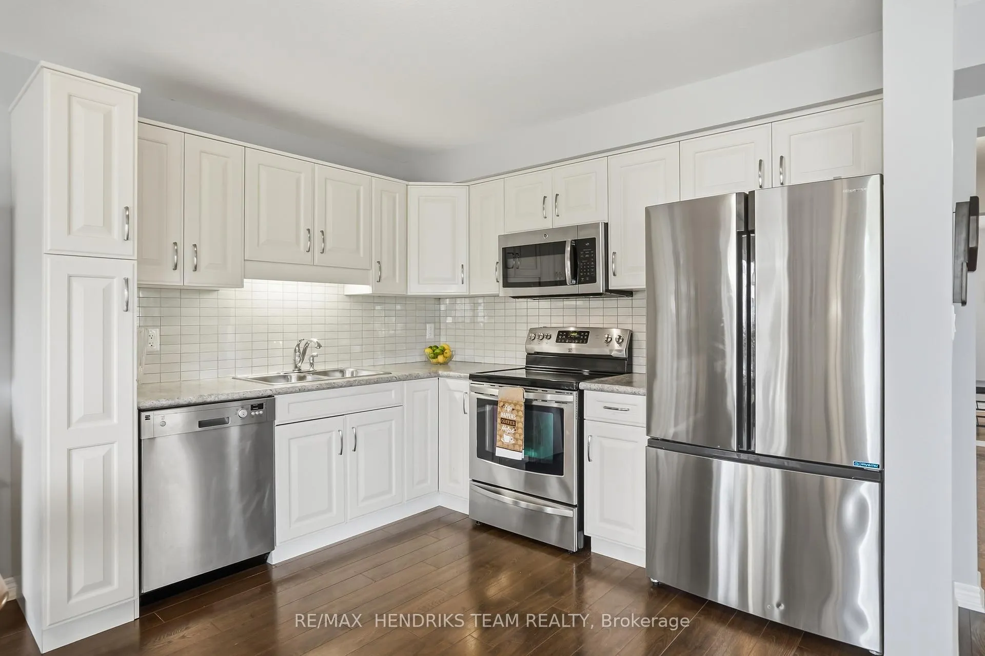 Photo 9 of 6346 Shapton Crescent, Niagara Falls, Forestview — HOMEH