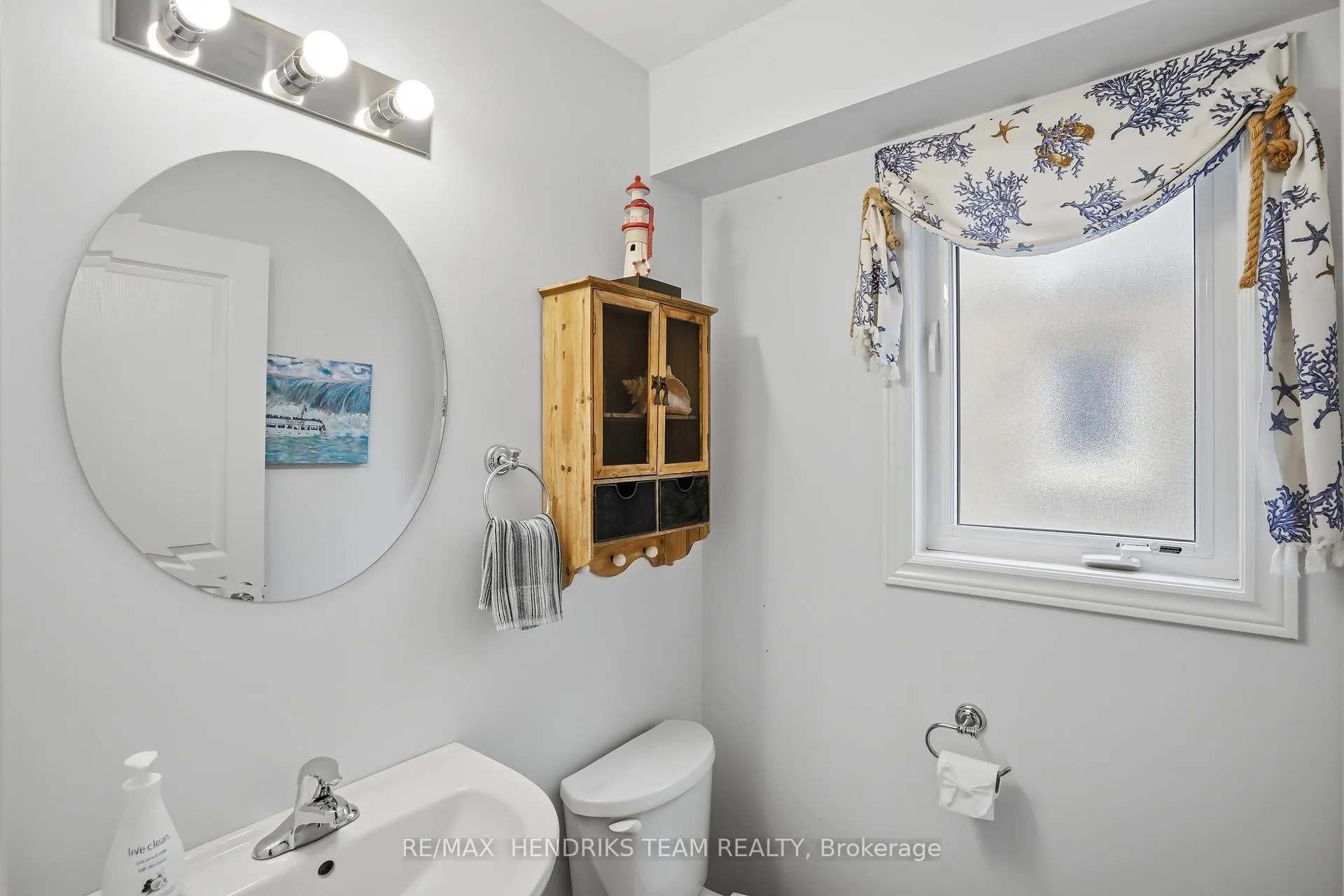 Photo 13 of 6346 Shapton Crescent, Niagara Falls, Forestview — HOMEH