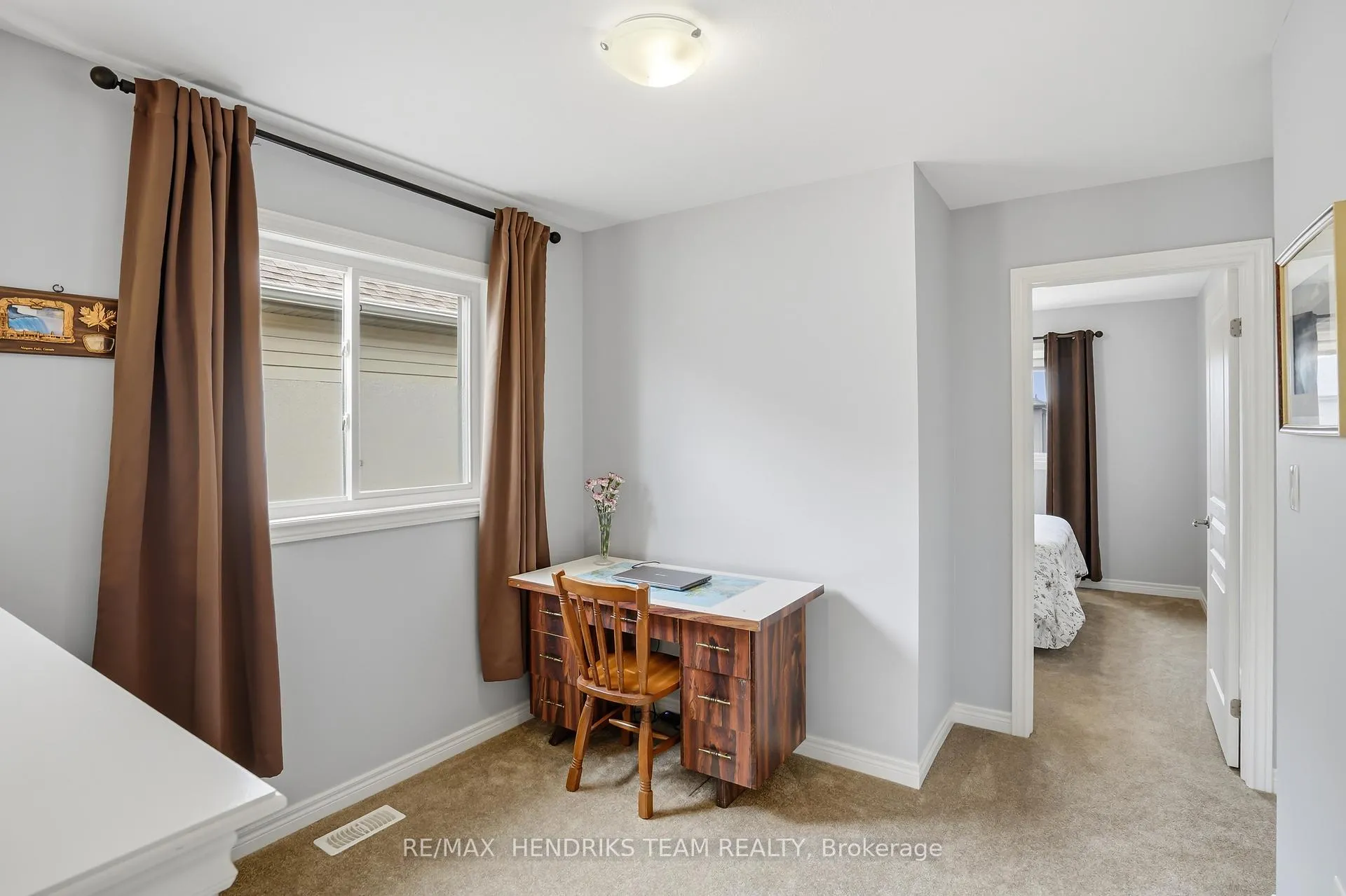 Photo 15 of 6346 Shapton Crescent, Niagara Falls, Forestview — HOMEH