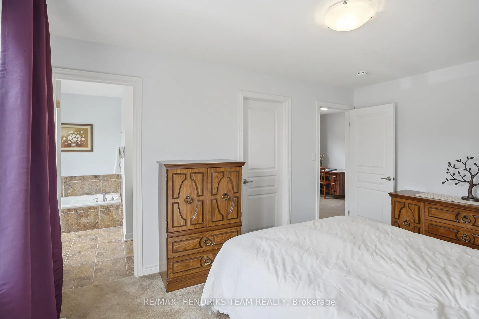 Photo 17 of 6346 Shapton Crescent, Niagara Falls, Forestview — HOMEH