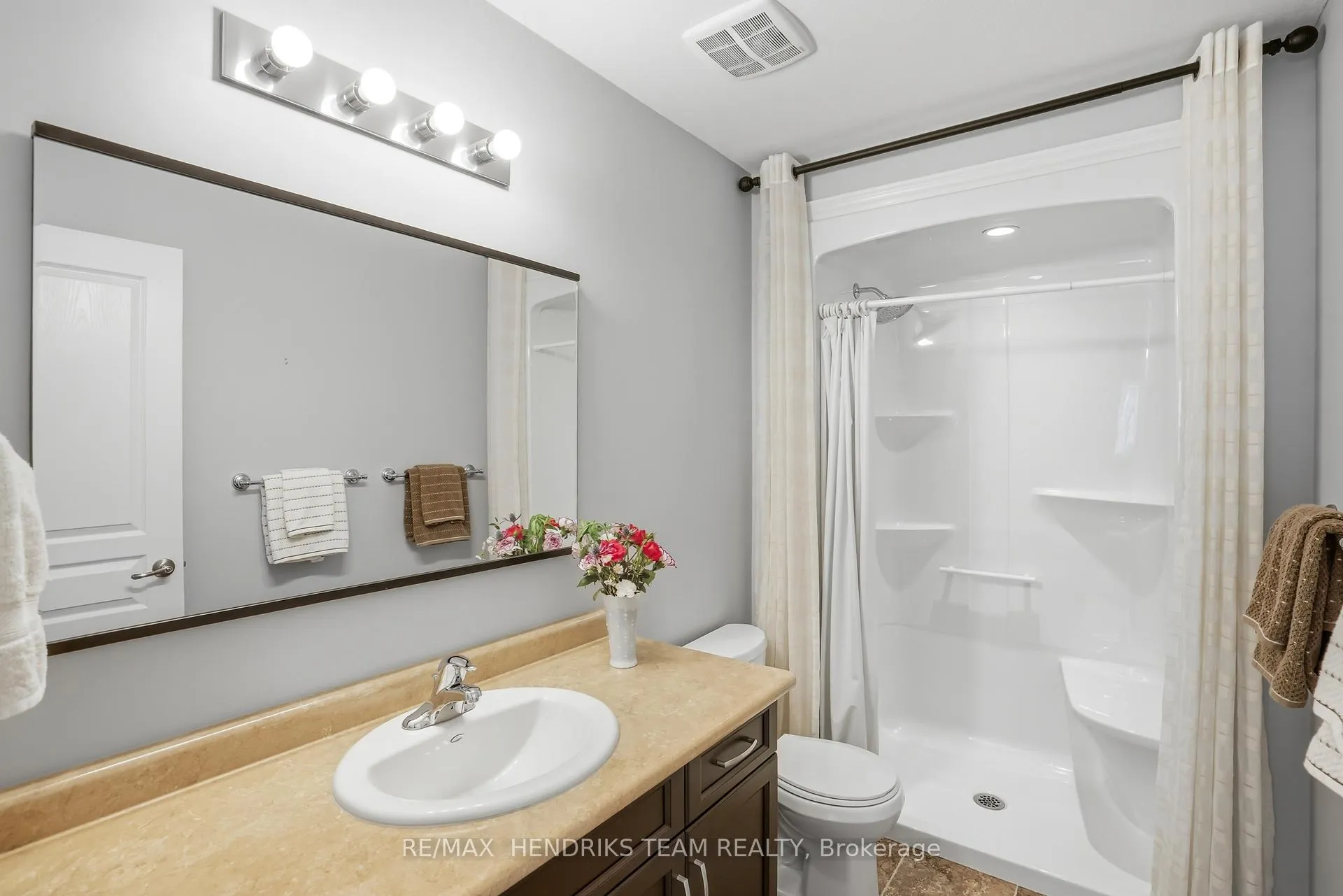 Photo 24 of 6346 Shapton Crescent, Niagara Falls, Forestview — HOMEH