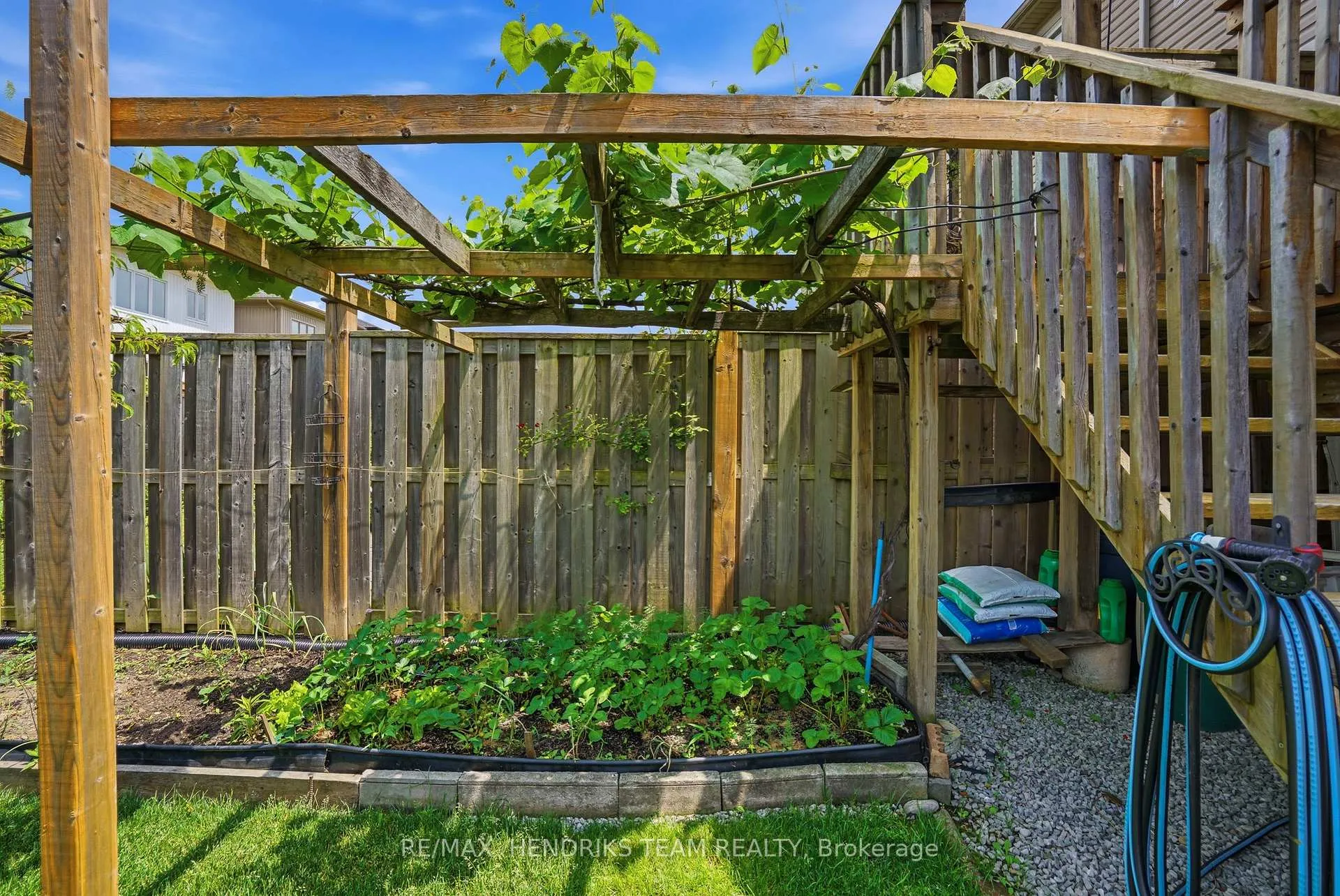 Photo 33 of 6346 Shapton Crescent, Niagara Falls, Forestview — HOMEH