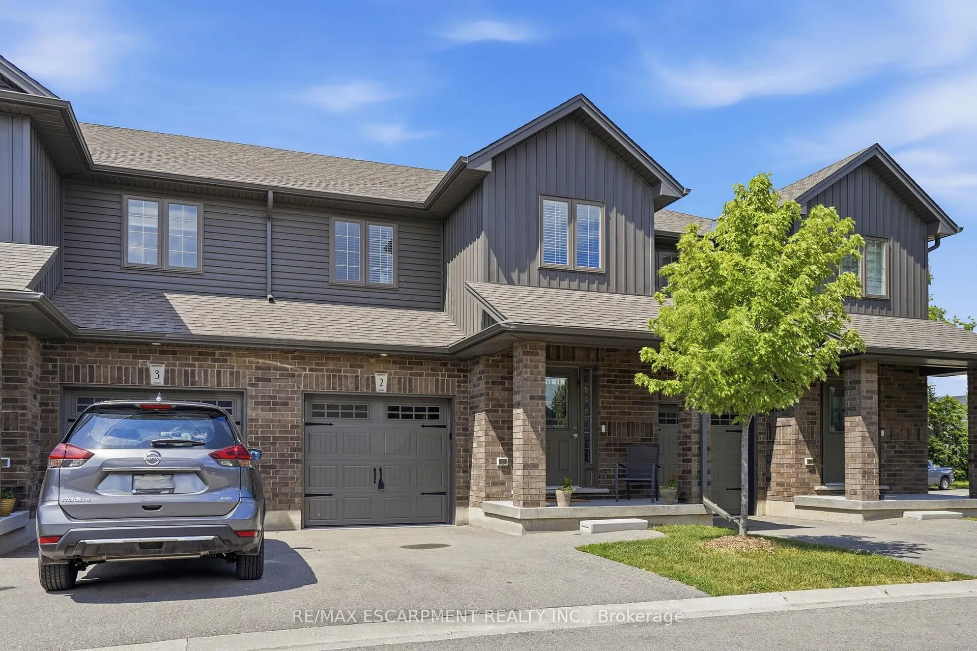 Photo 2 of Unit 2, 29 Schuyler Street, Brant, Paris — HOMEH