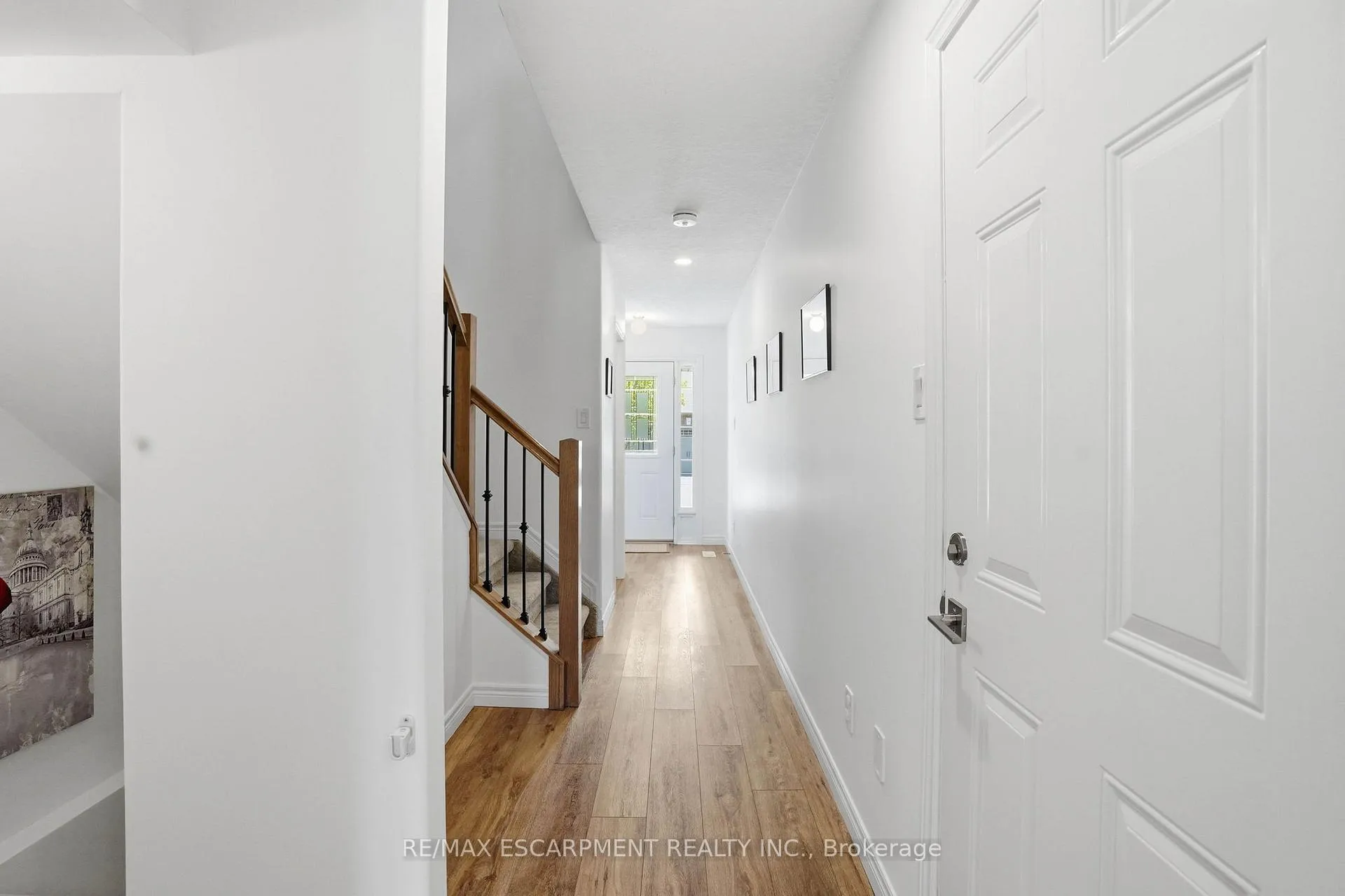 Photo 7 of Unit 2, 29 Schuyler Street, Brant, Paris — HOMEH