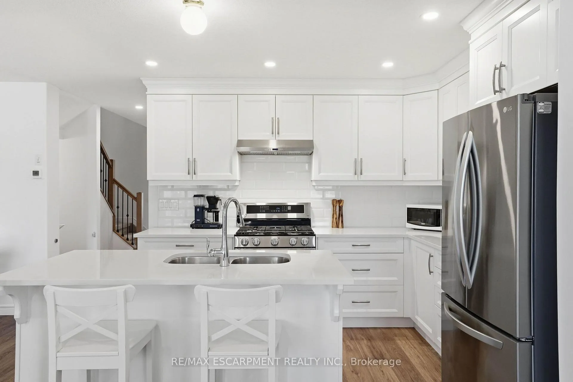 Photo 12 of Unit 2, 29 Schuyler Street, Brant, Paris — HOMEH