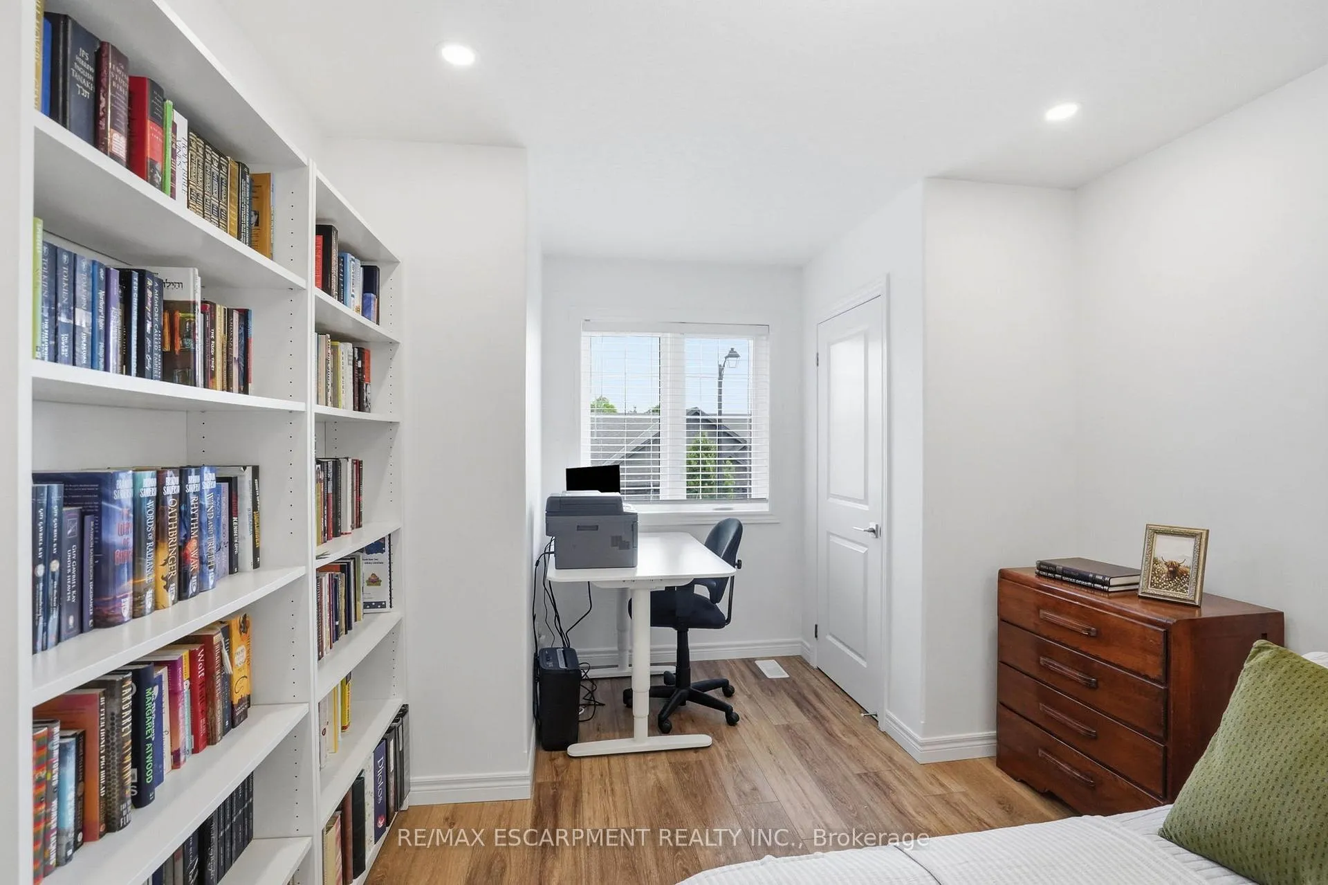 Photo 24 of Unit 2, 29 Schuyler Street, Brant, Paris — HOMEH