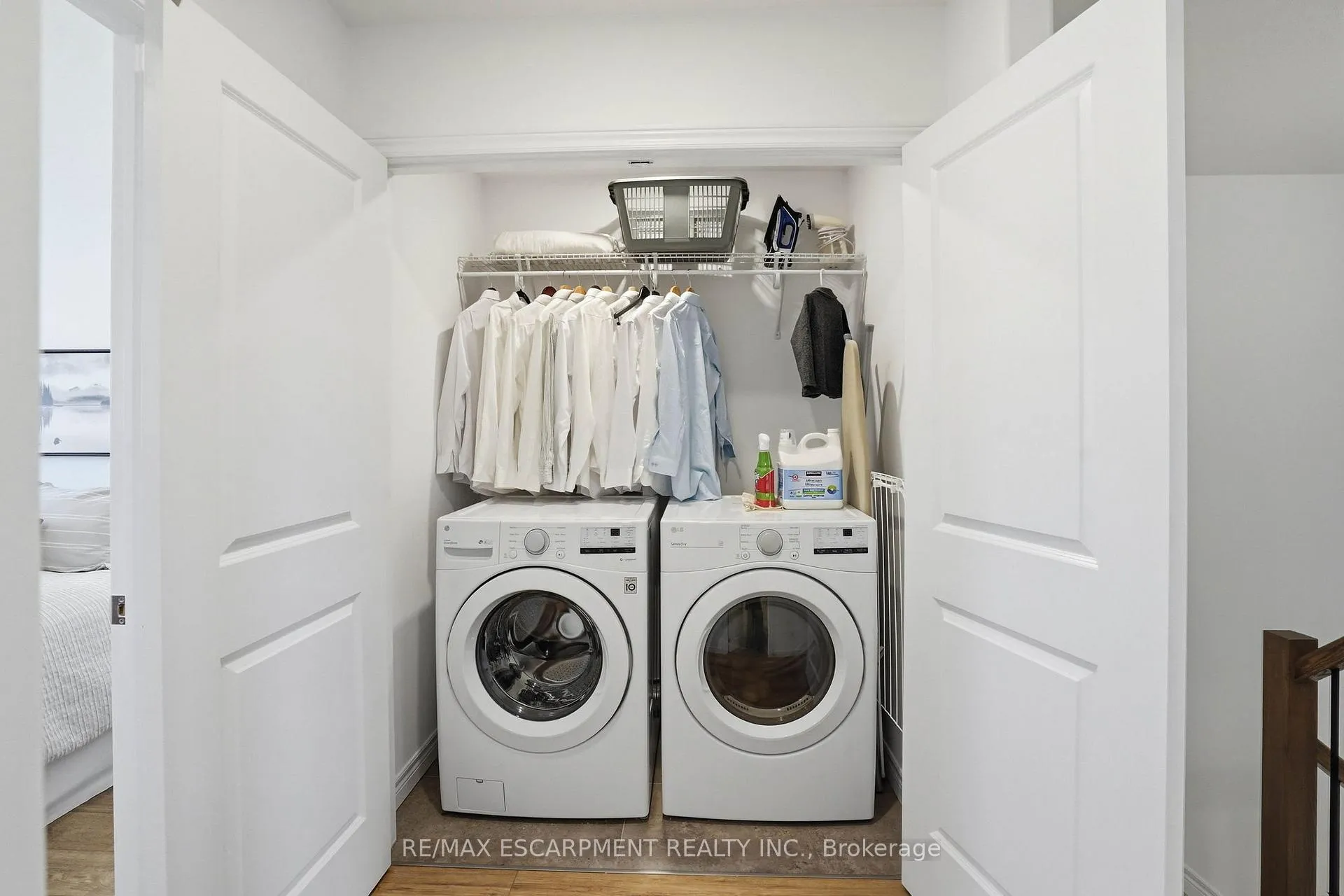 Photo 32 of Unit 2, 29 Schuyler Street, Brant, Paris — HOMEH