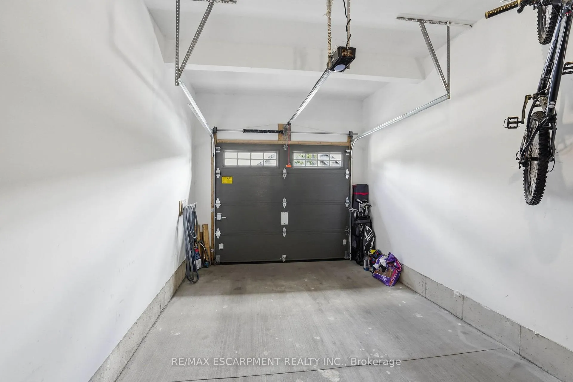 Photo 33 of Unit 2, 29 Schuyler Street, Brant, Paris — HOMEH