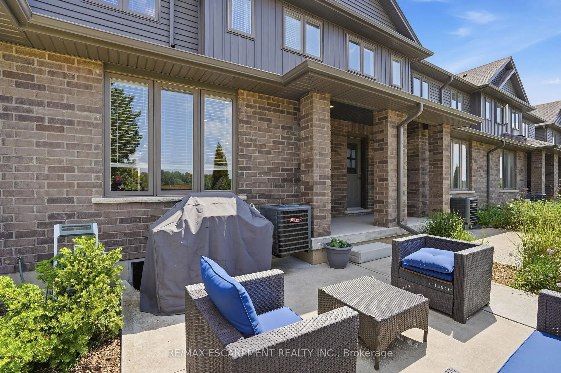 Photo 37 of Unit 2, 29 Schuyler Street, Brant, Paris — HOMEH