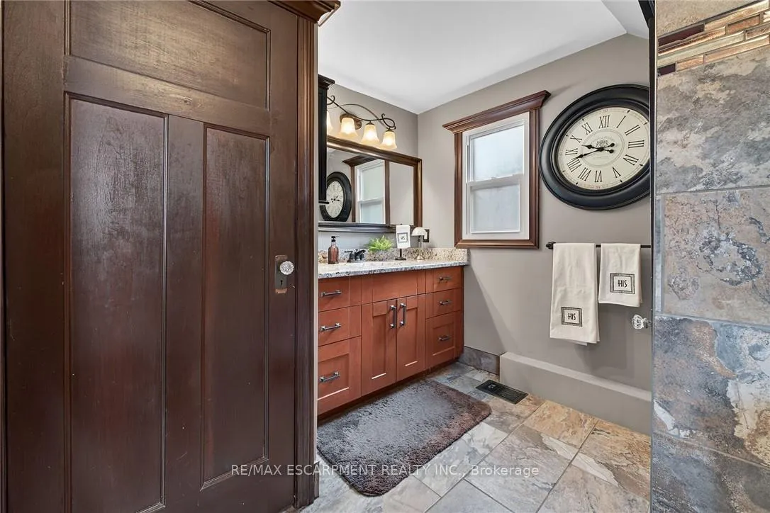 Photo 27 of 151 Holton Avenue S, Hamilton, St. Clair — HOMEH