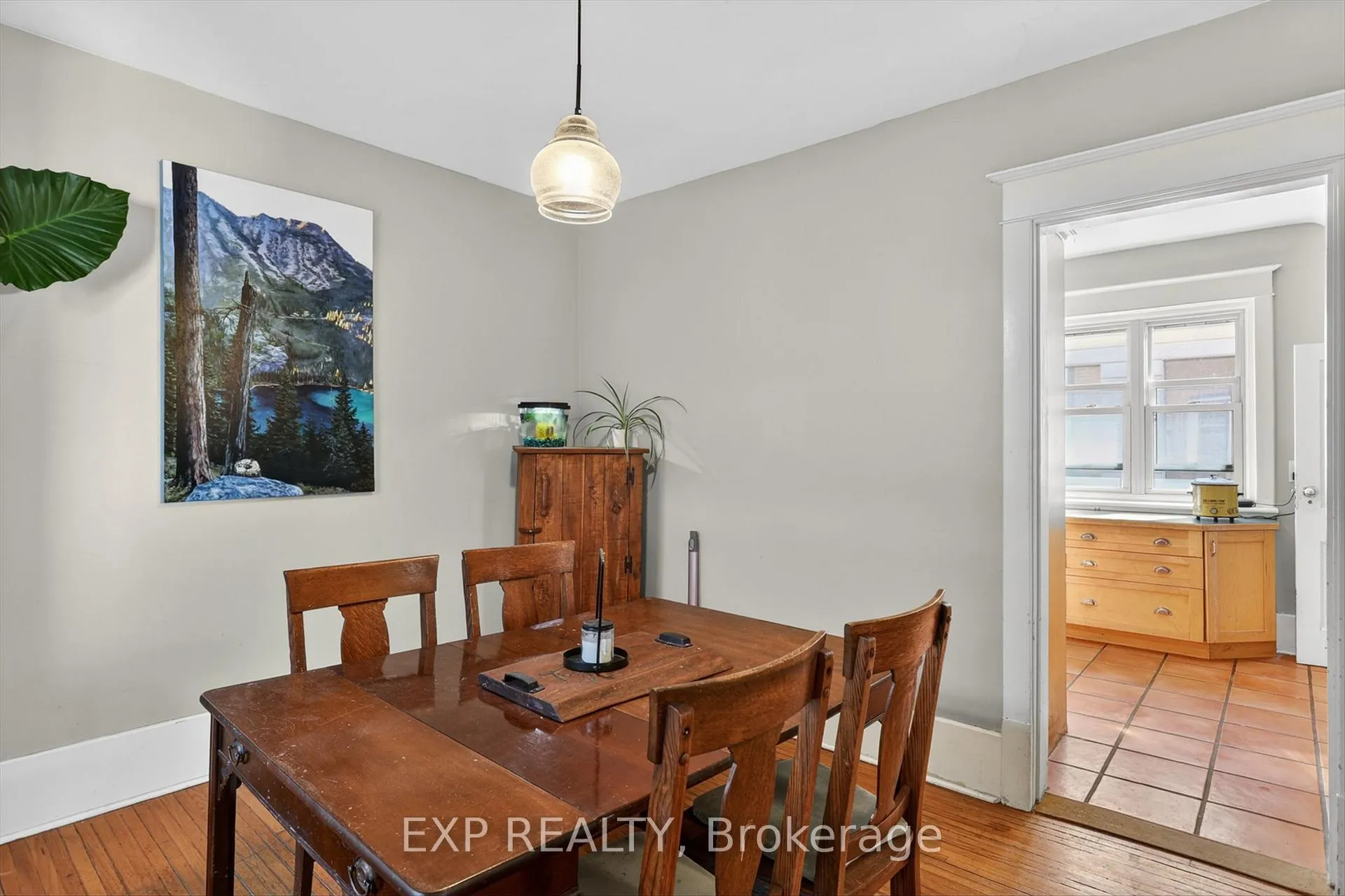 Photo 13 of 498 Mcdonnel Street, Peterborough, Town Ward 3 — HOMEH