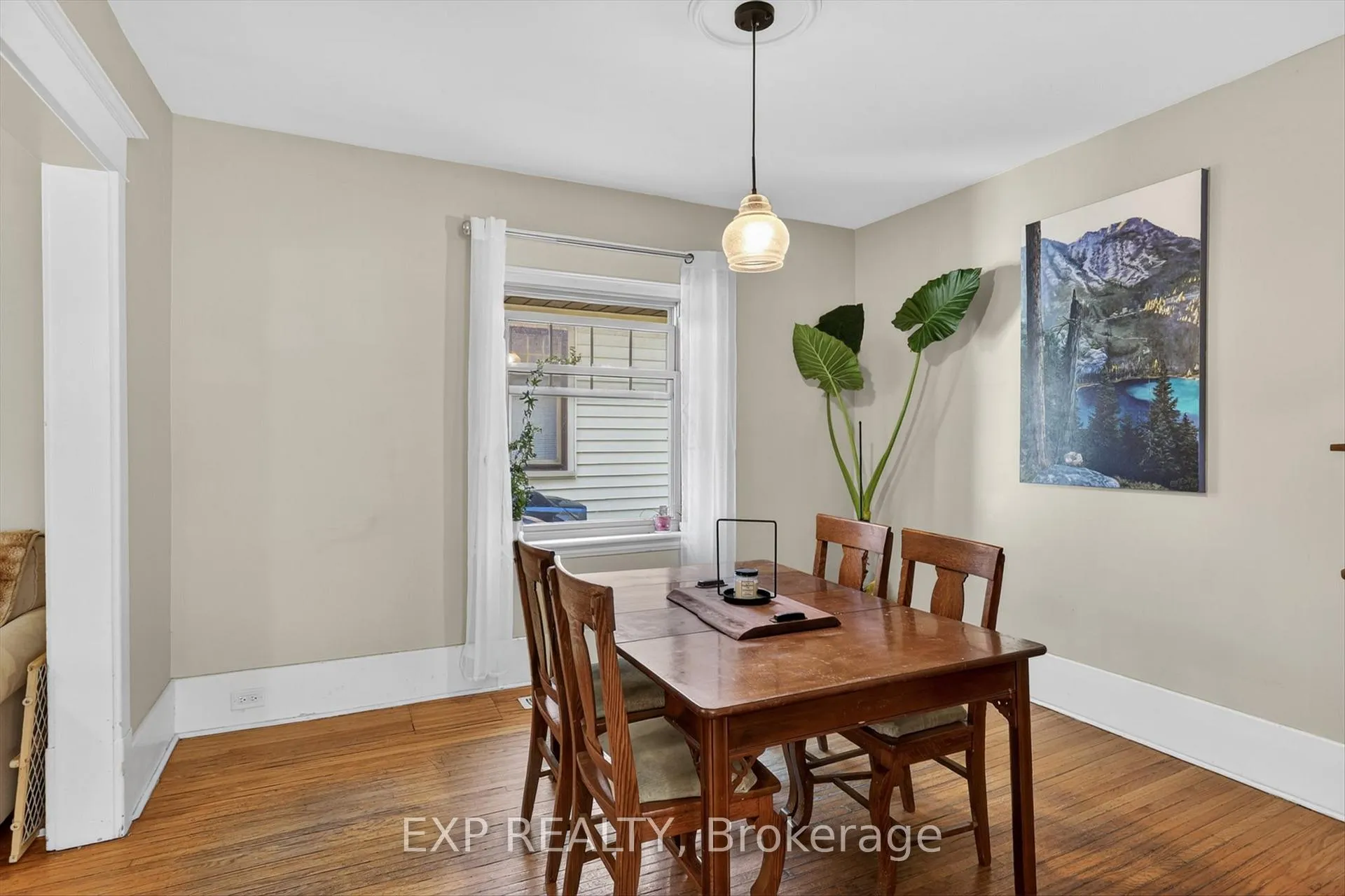 Photo 14 of 498 Mcdonnel Street, Peterborough, Town Ward 3 — HOMEH