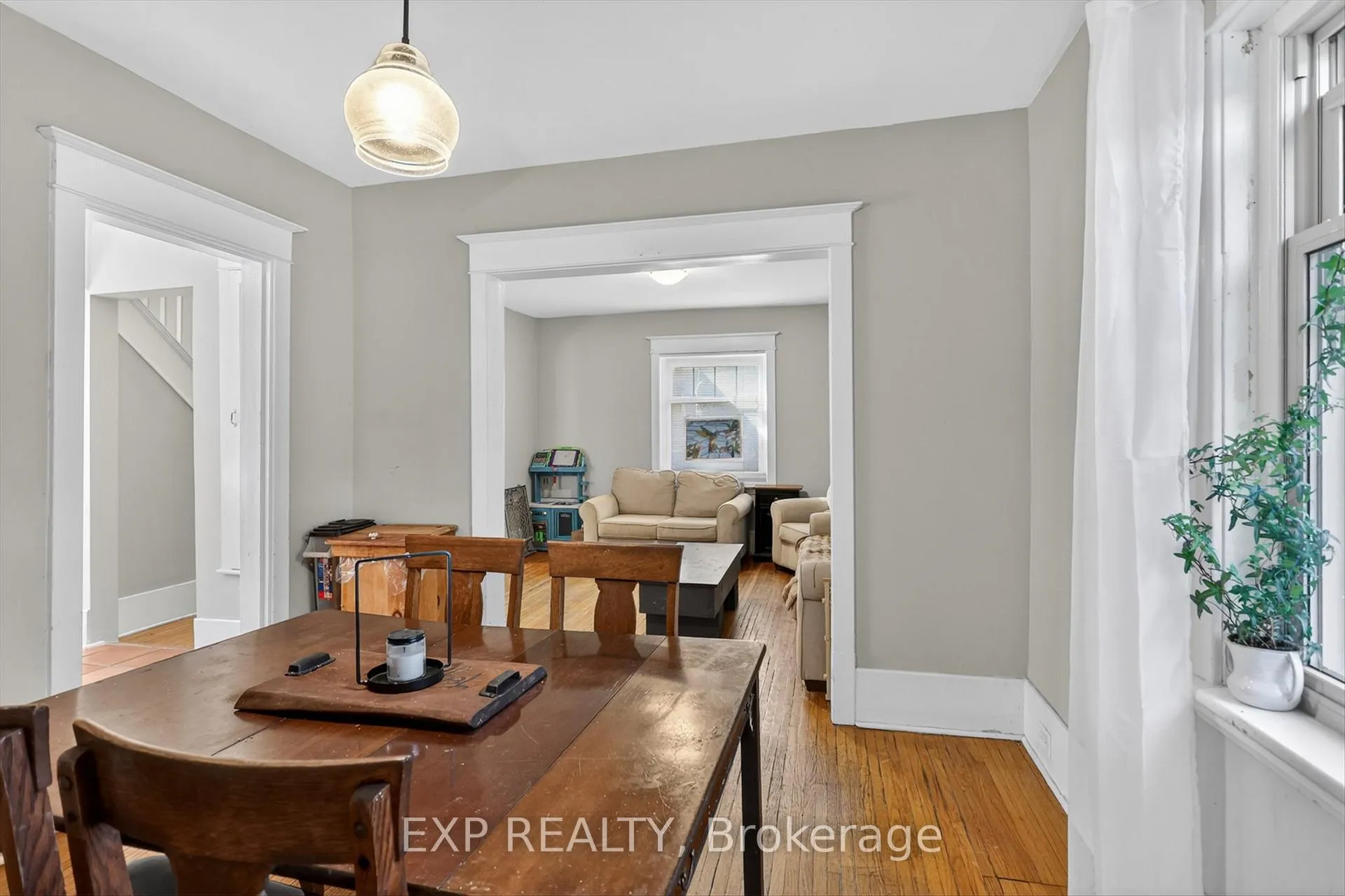 Photo 15 of 498 Mcdonnel Street, Peterborough, Town Ward 3 — HOMEH